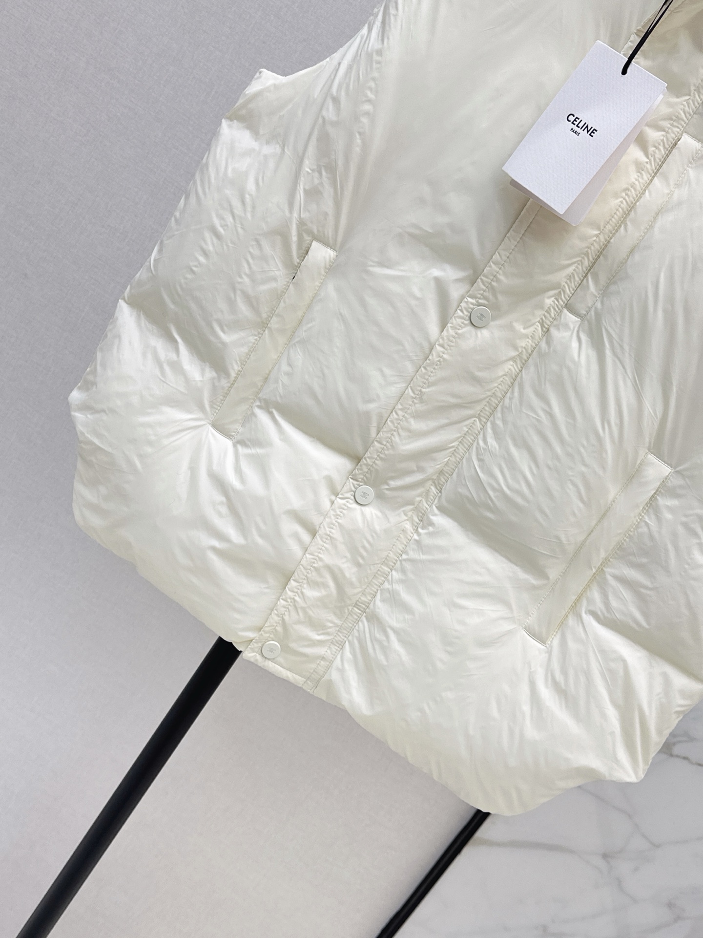 Celi 26fw down vest