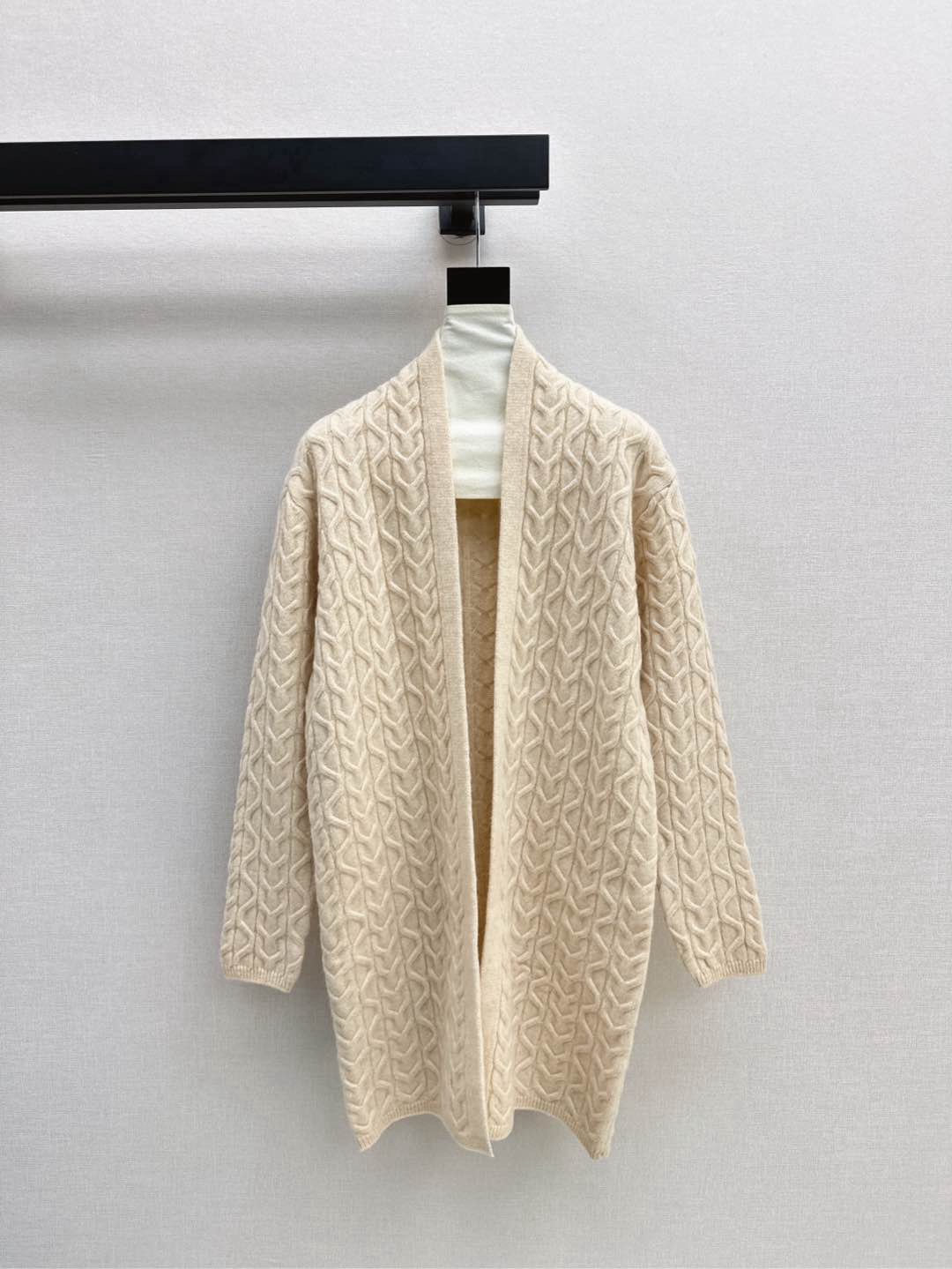 Her 26fw belted cardigan