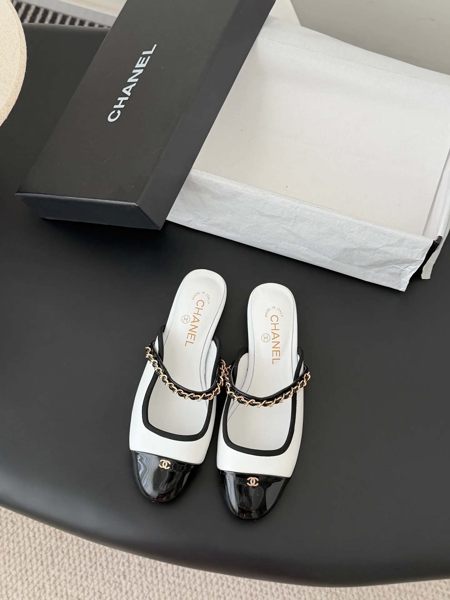 Chan 25B mary janes shoes