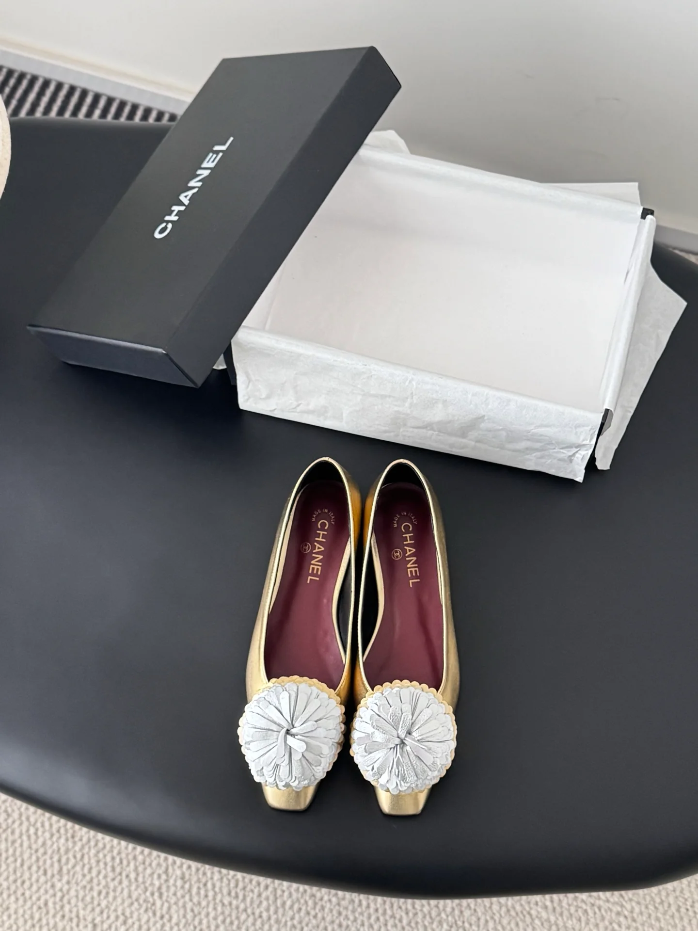 Chan 26ss flats