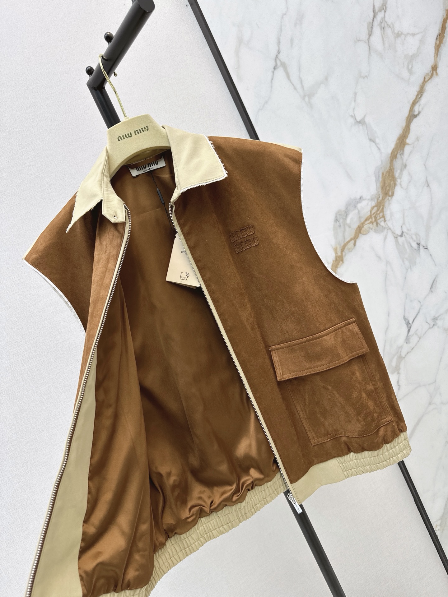 Miu 26fw suede-effetc vest jacket