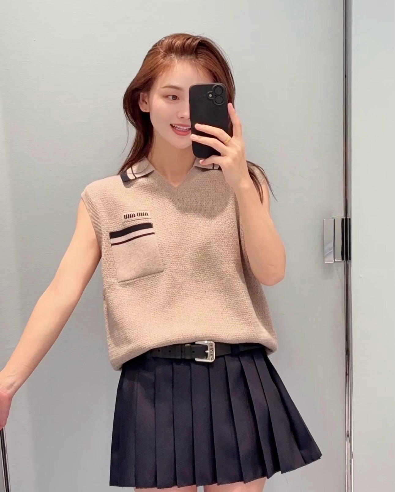 Miu 26fw knit vest