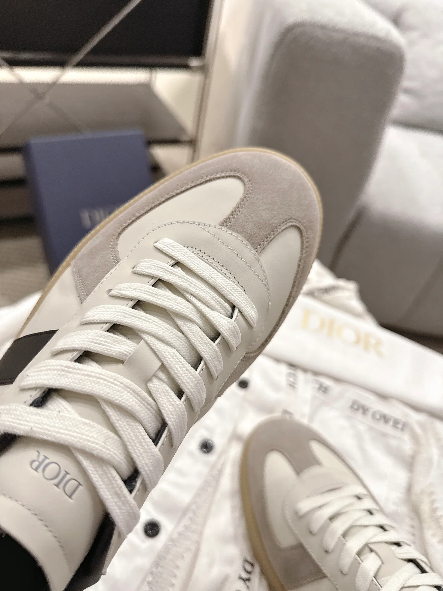CD 25fw sneakers
