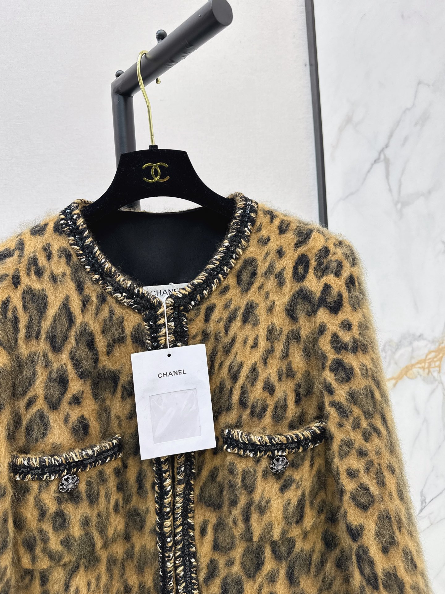 Chan 26fw leopard-print fuzzy jacket