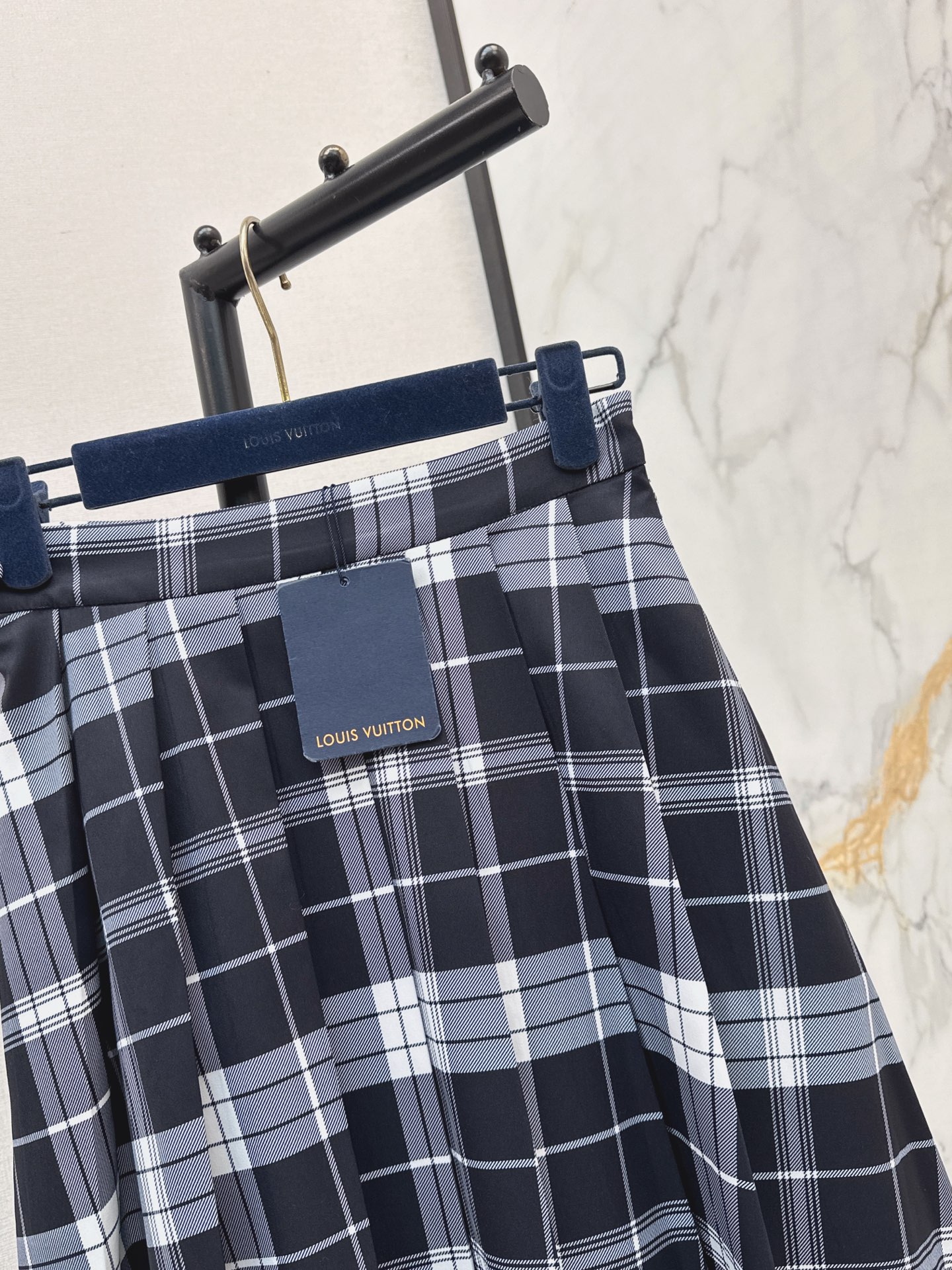 Loui 26fw check pleated skirt