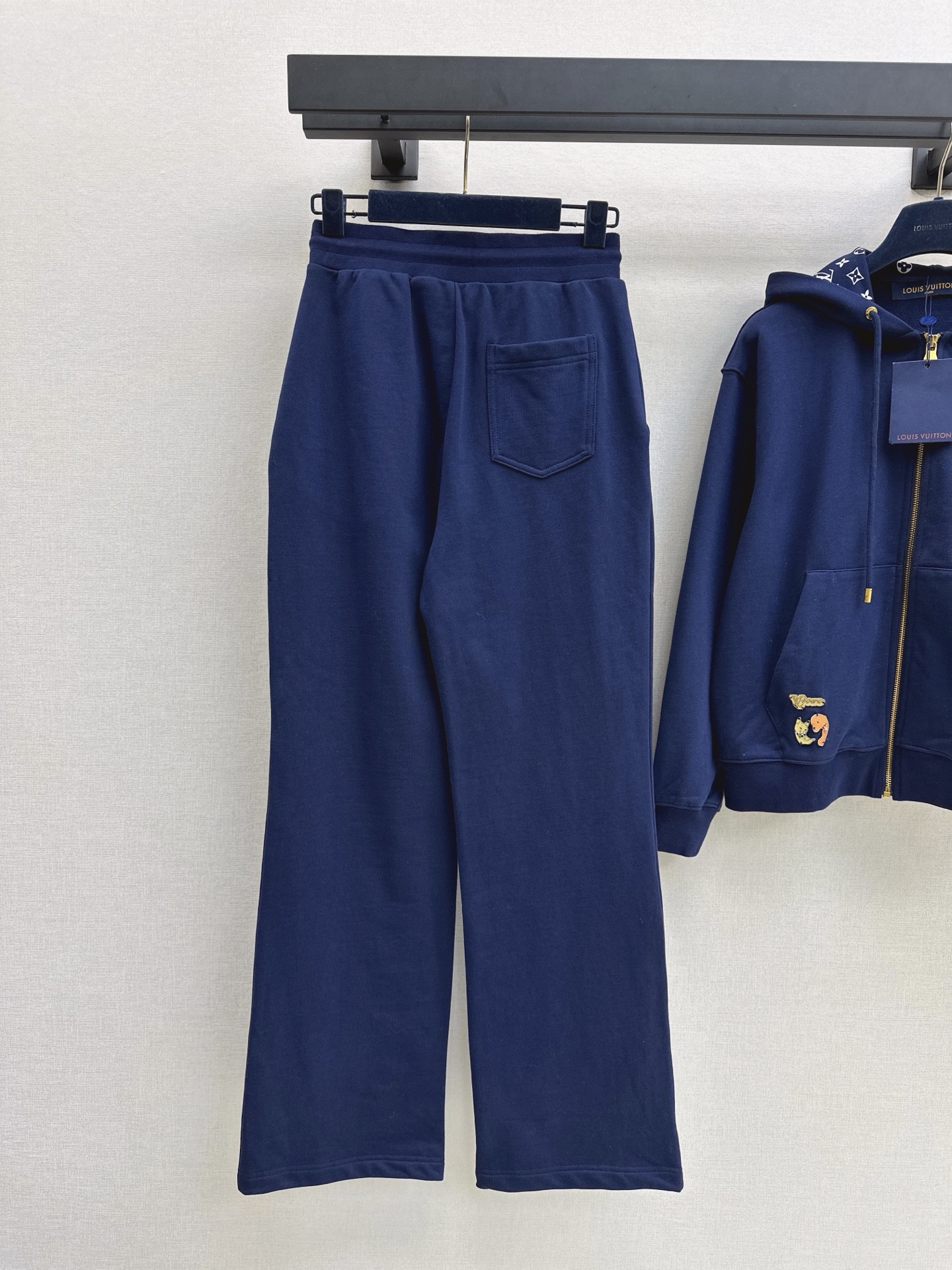 Loui 26fw hooded jacket pant sets