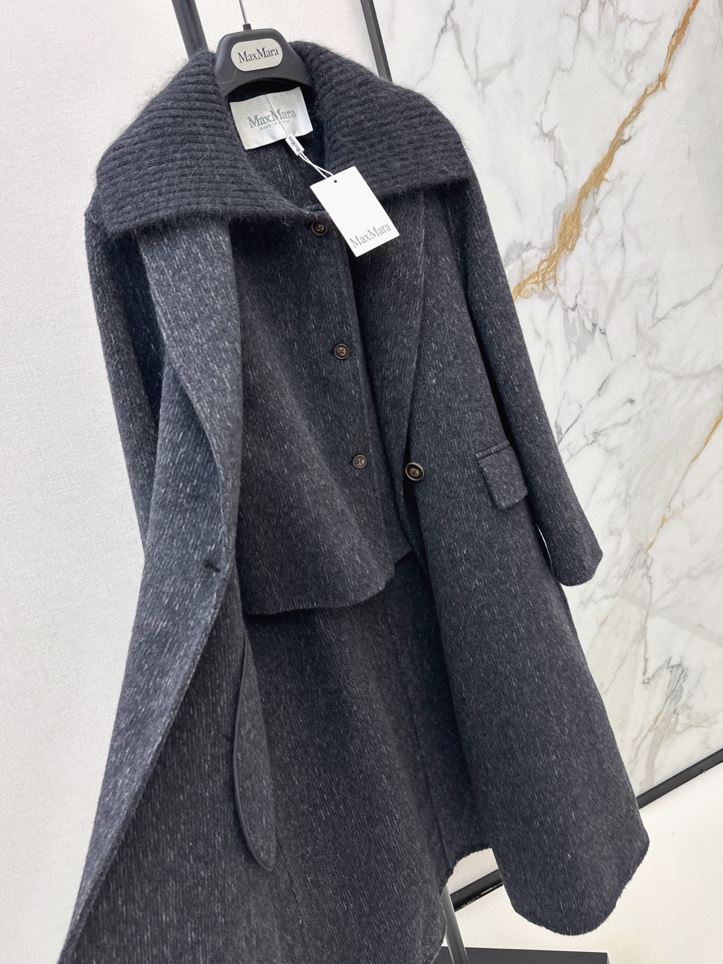 Max 26fw cropped vest overcoats sets
