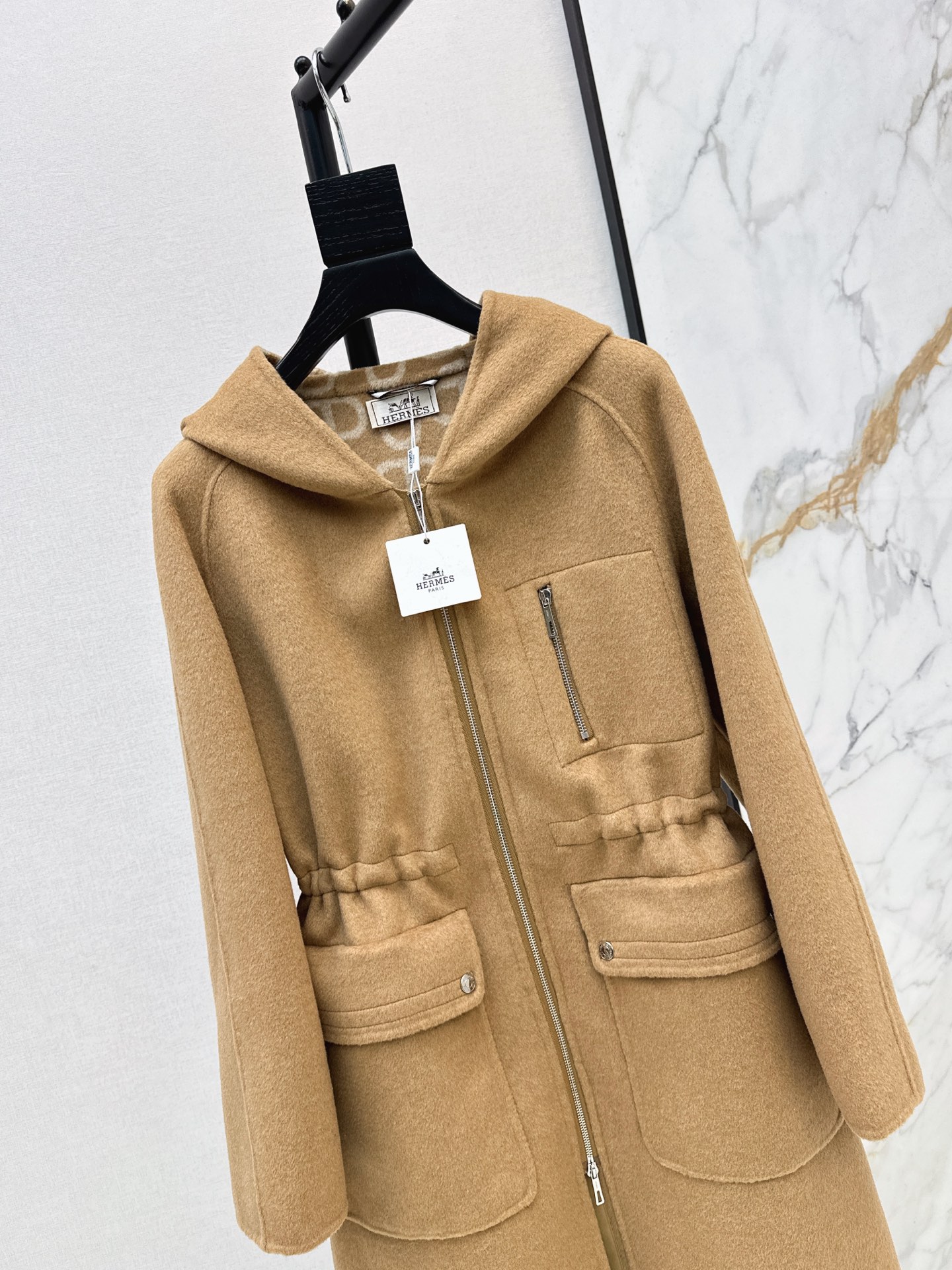 Her 26fw drawstring hooded overcoats