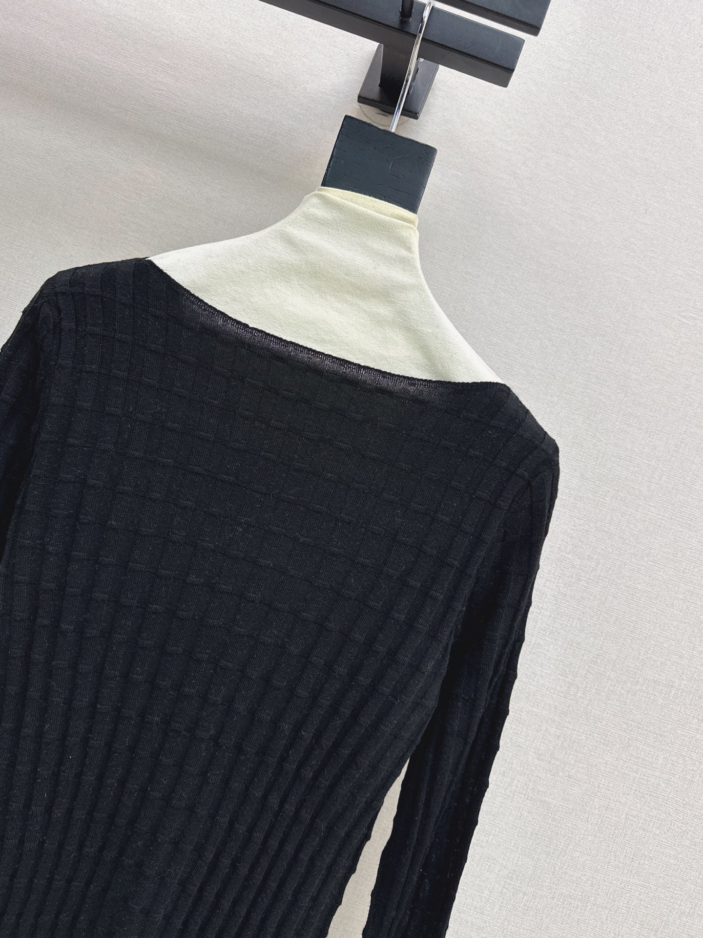 Brun 26fw slim-fit knitwear