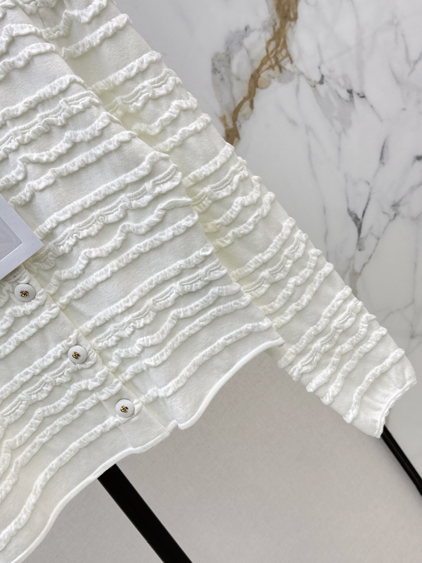Chan 26fw ruffle cardigan