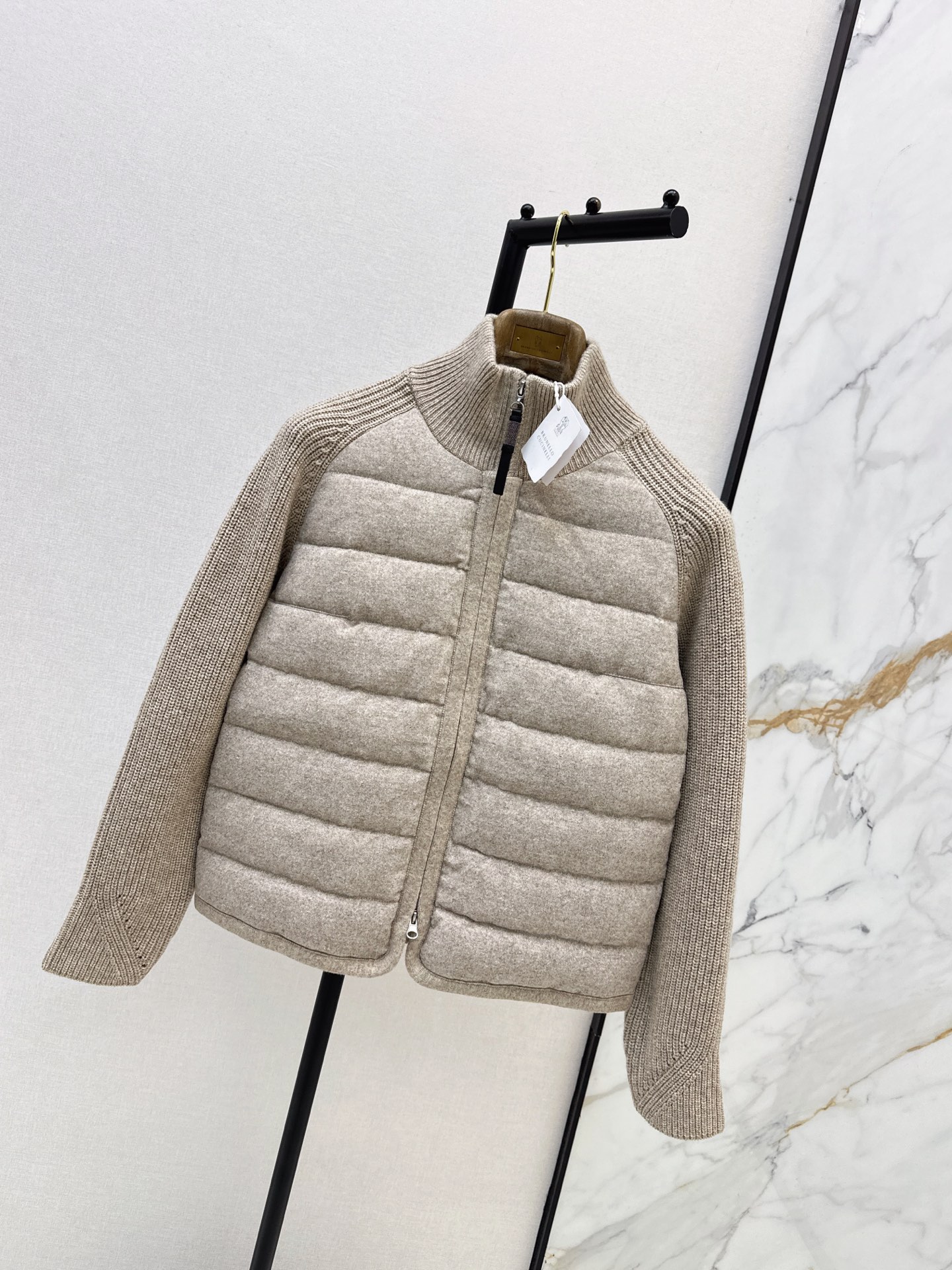 Brun 26fw knit contract down jacket