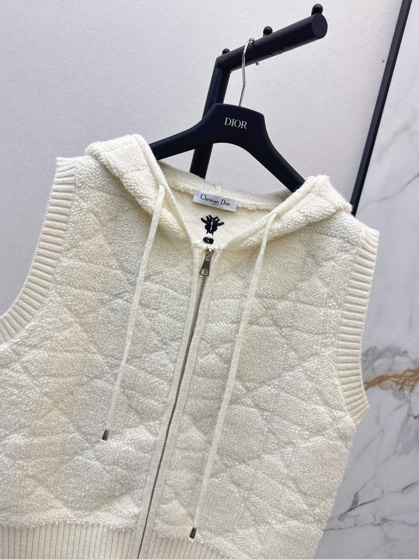 CD 26fw embroidery hooded vest