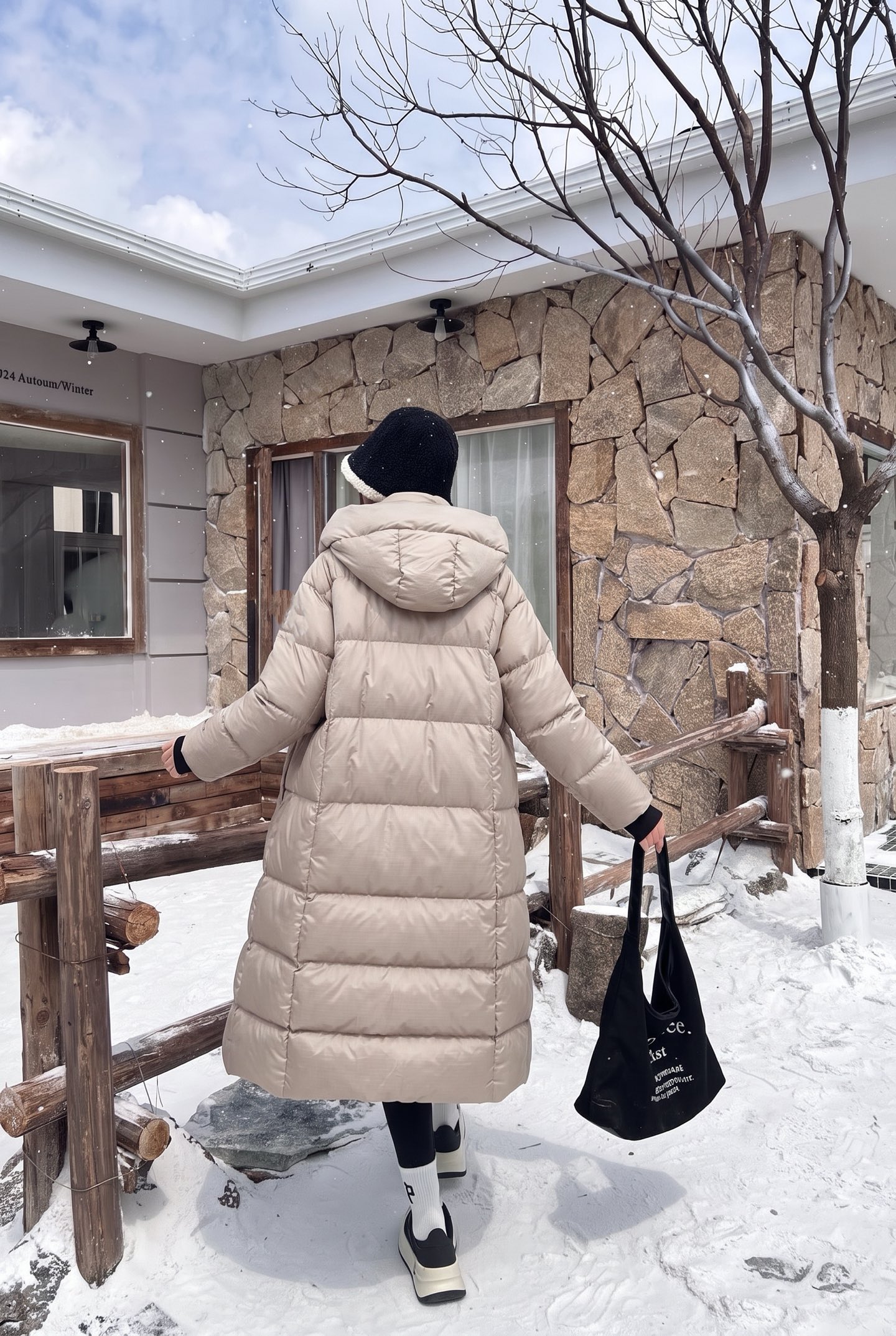 Pra 26fw hooded long down jacket