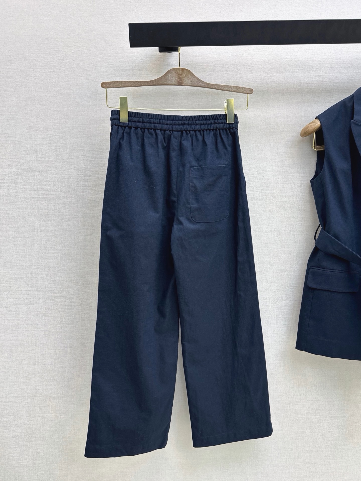 Brun 26ss cropped pants
