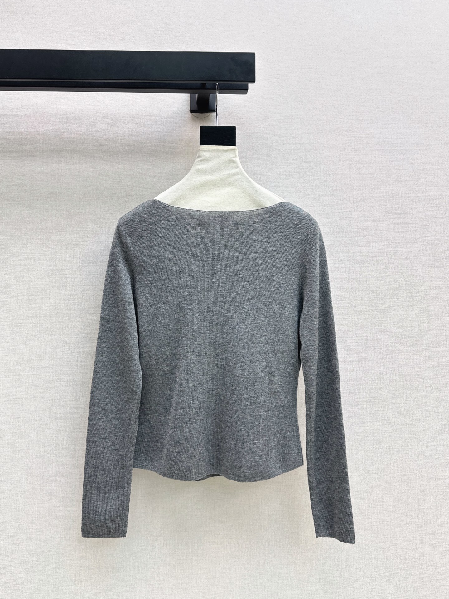 ES 26fw lace embroidery knit sweater