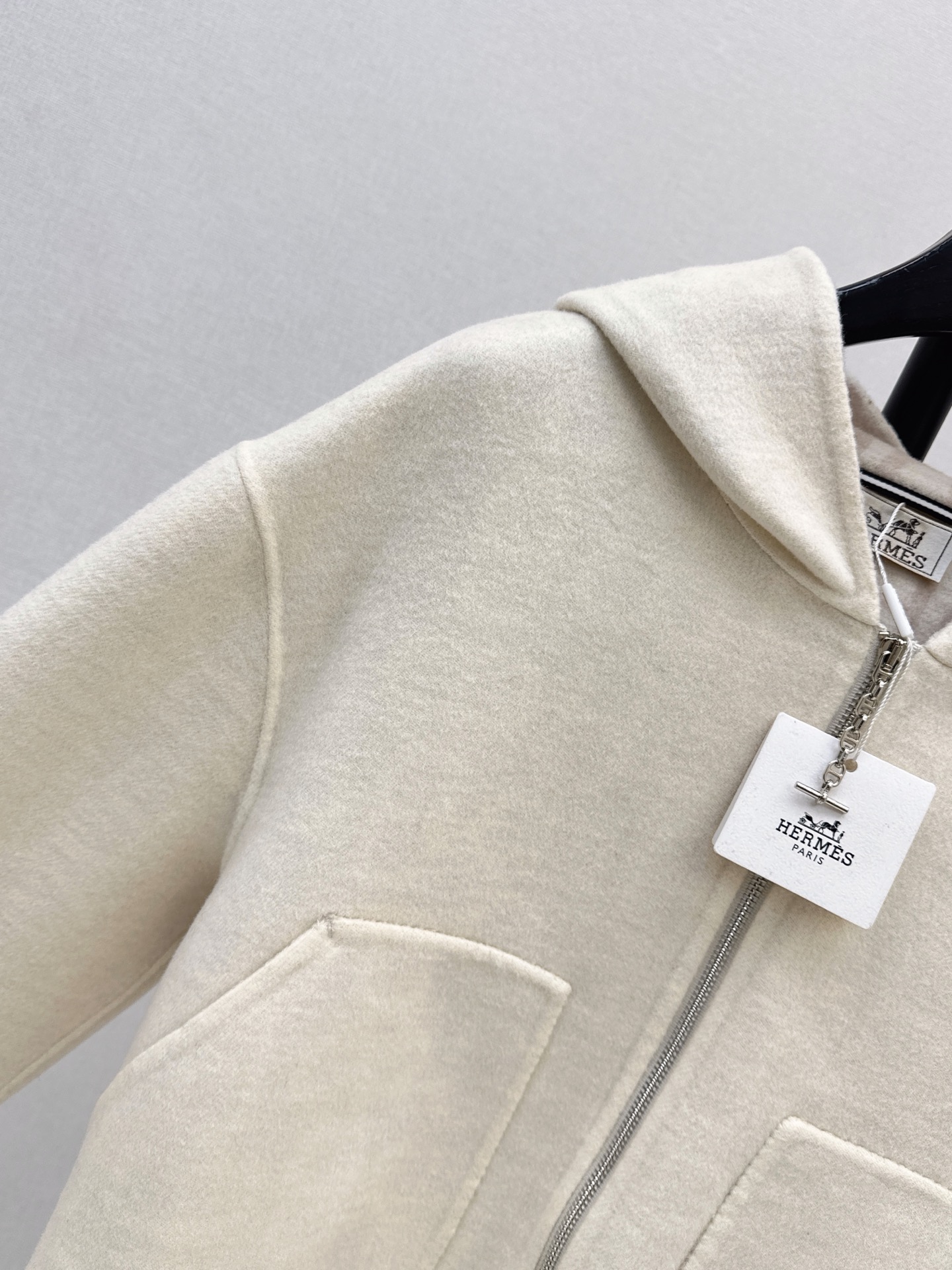 Her 26fw cashmere jacket