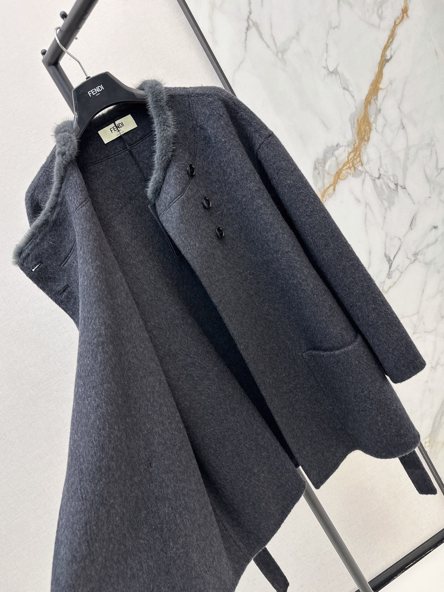 Fen 26fw fur-trim cropped belted overcoats
