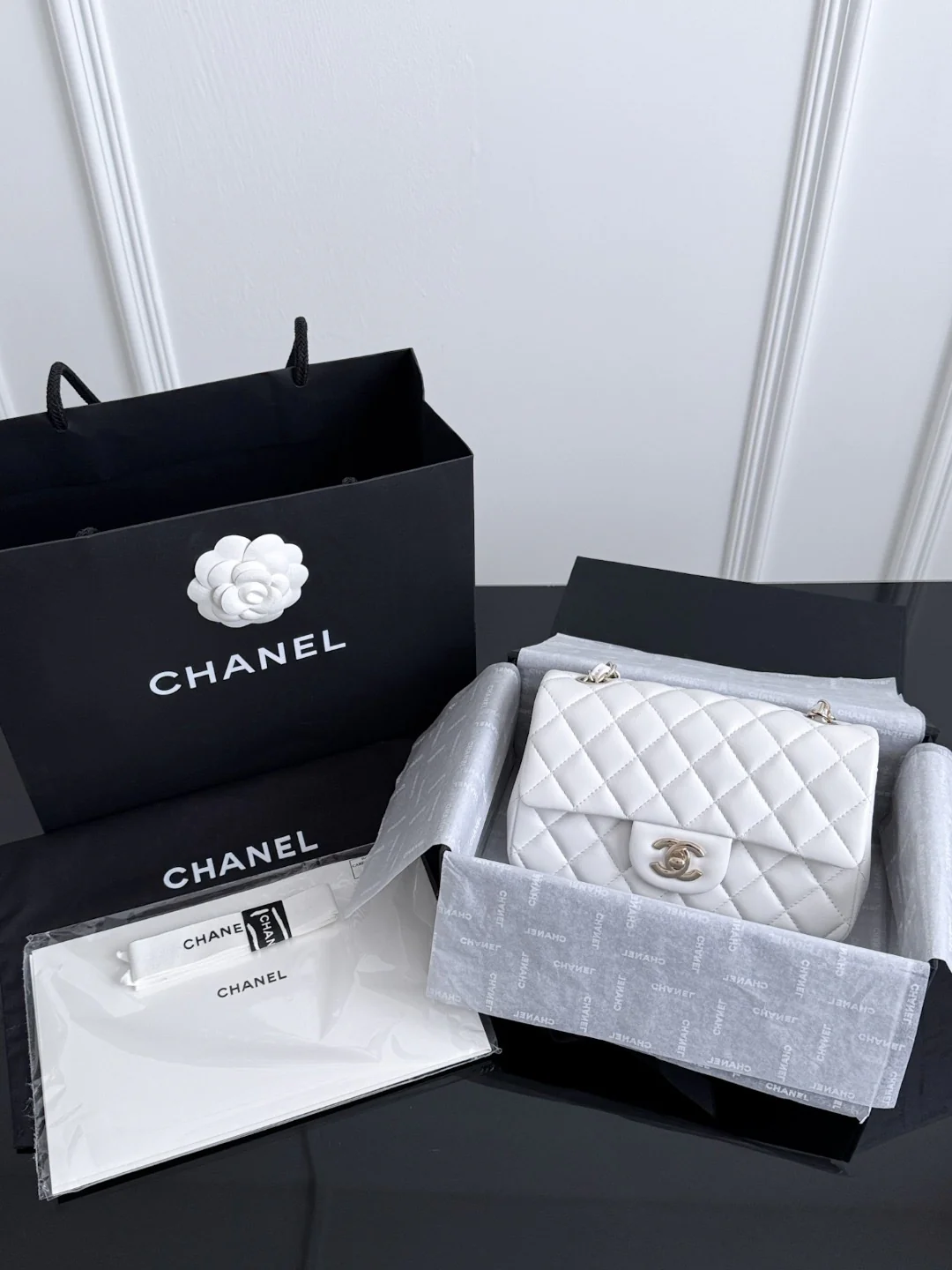 Chan cf20 chain shoulder bag