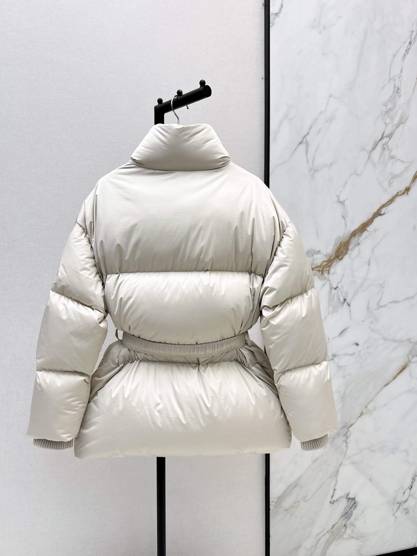 Celi 26fw belted down jacket