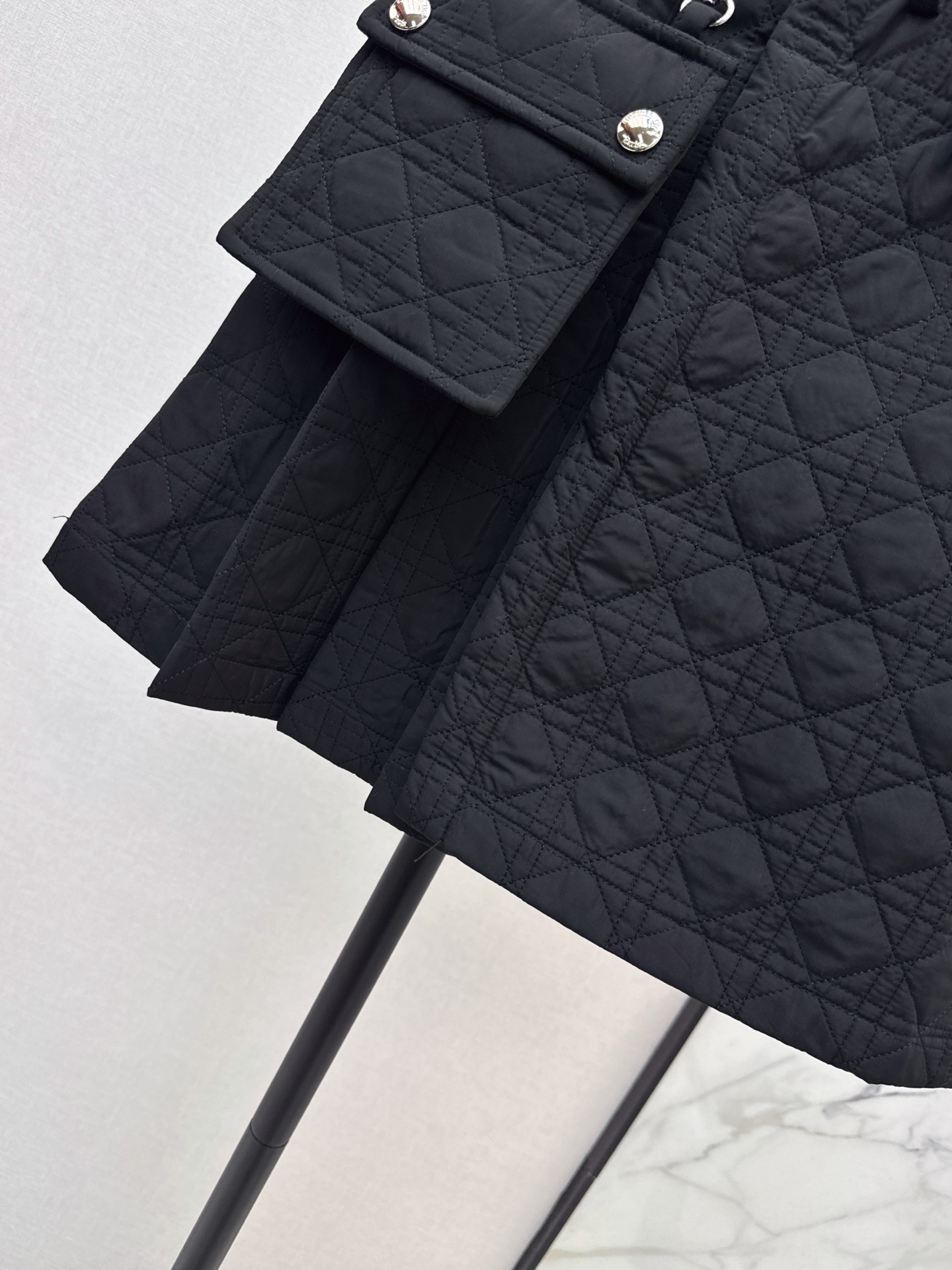 CD 26fw A-line padded skirt