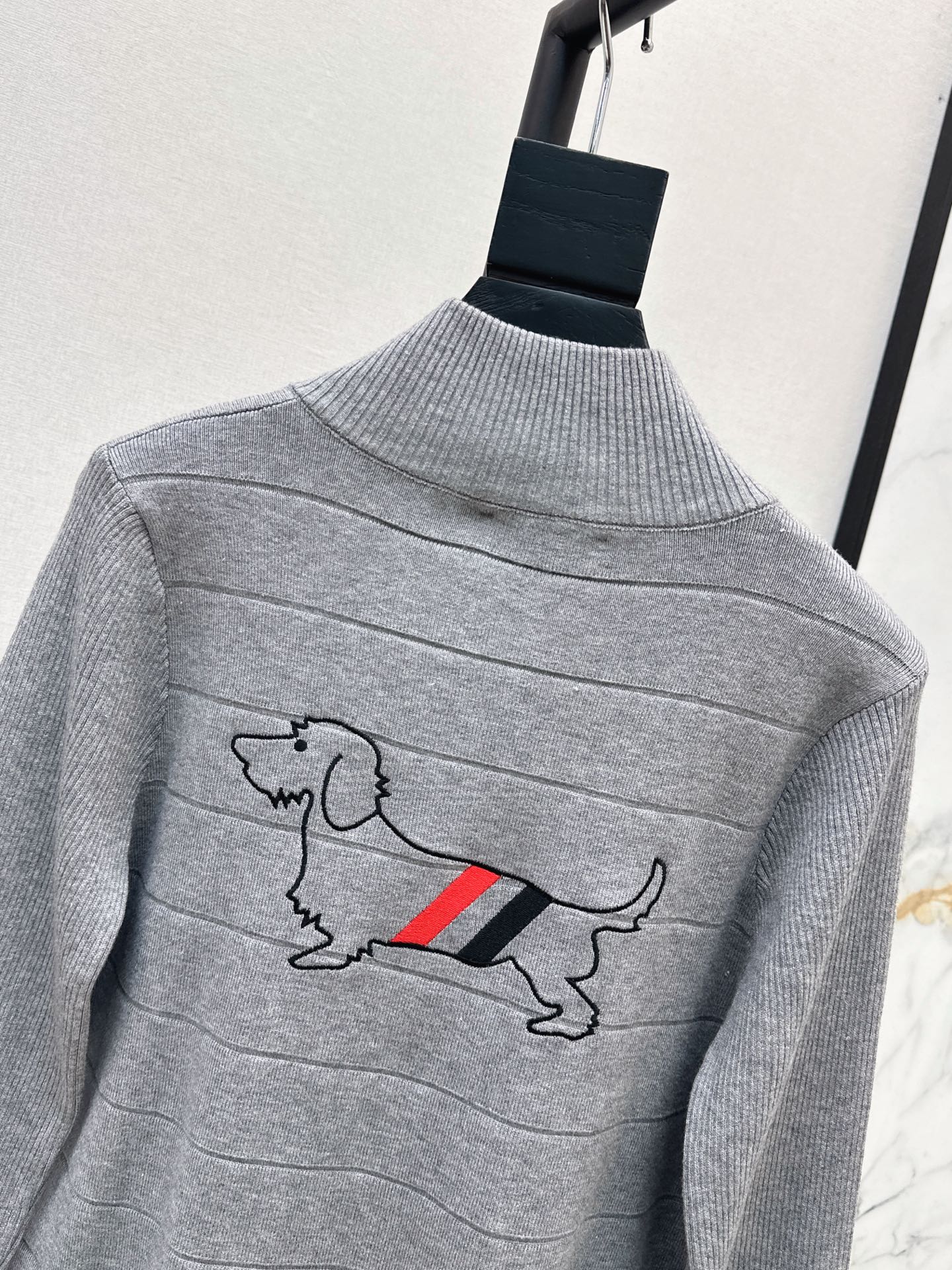 Thom 26fw embroidery knit cardigan