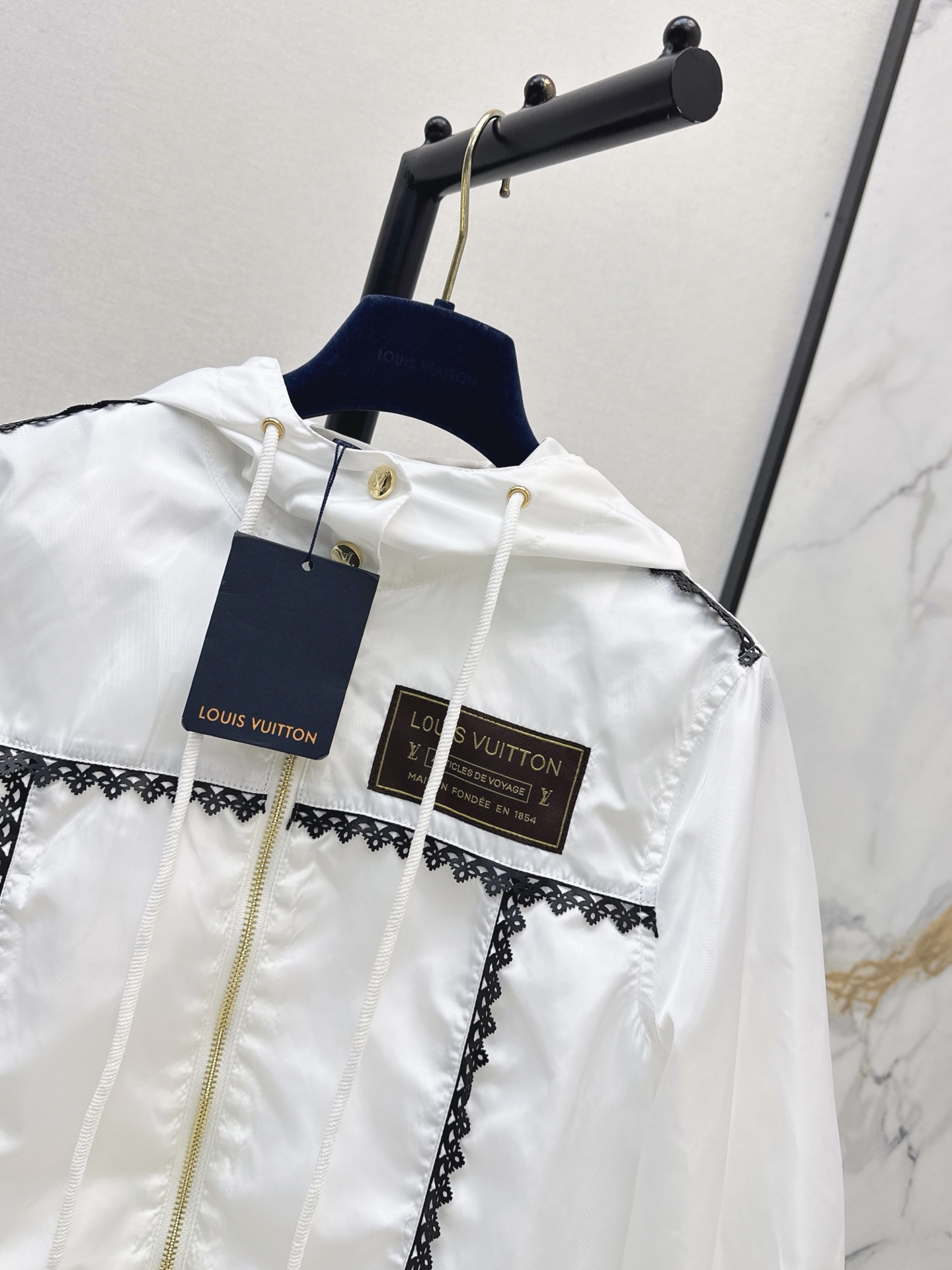 Loui 26ss lace trim jacket