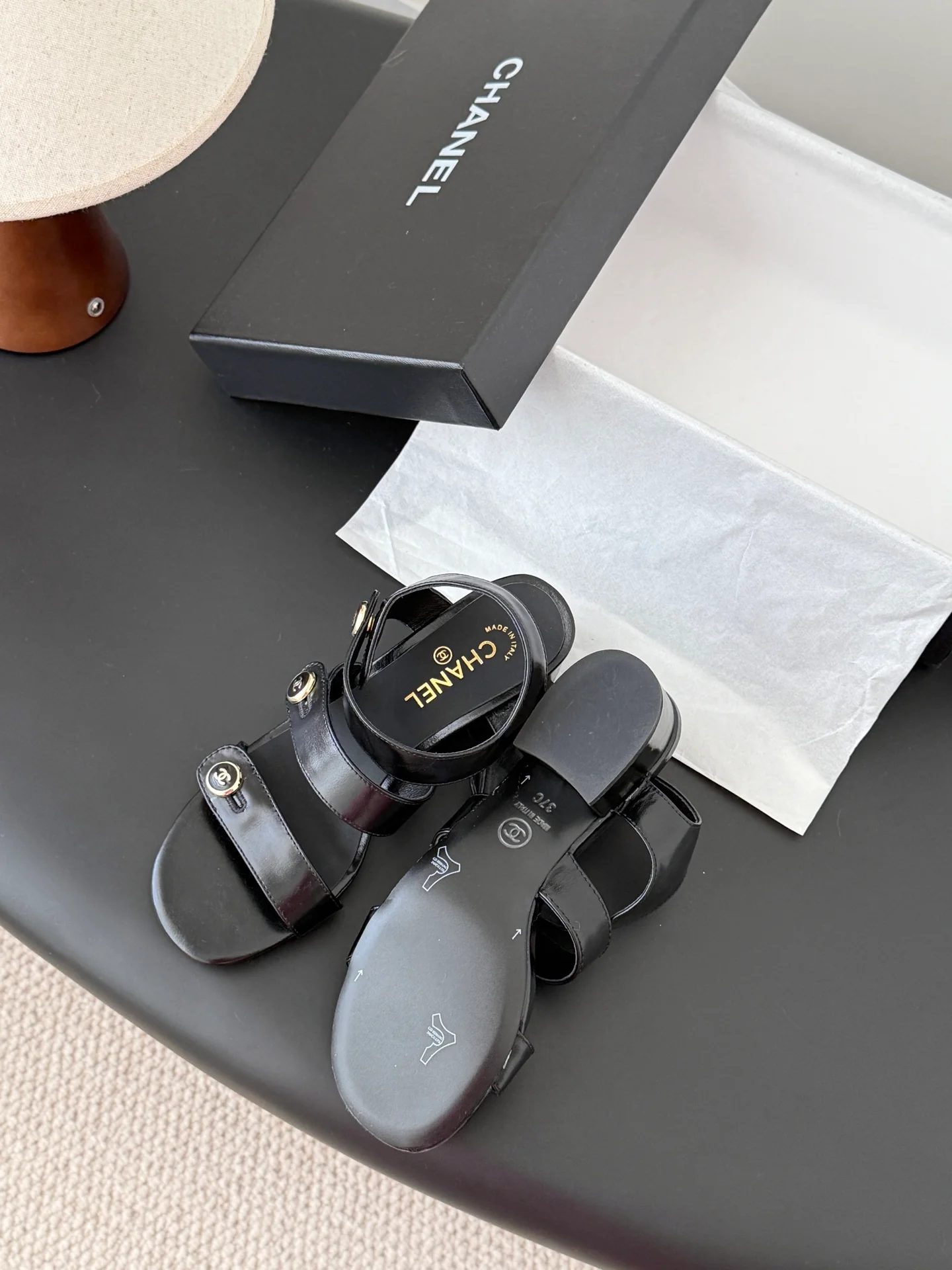 Chan 26ss sandals