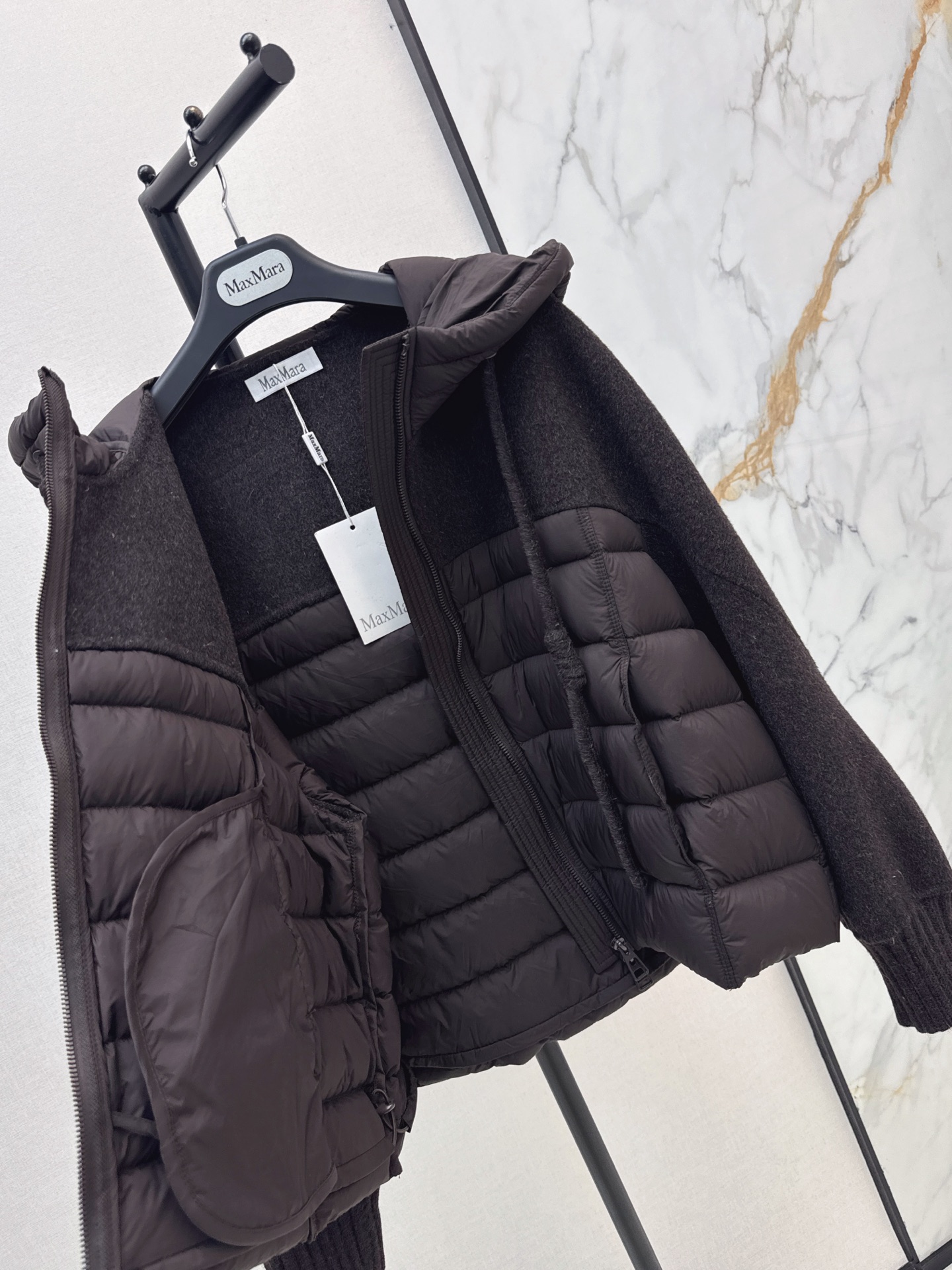 Max 26fw knit contract down jacket