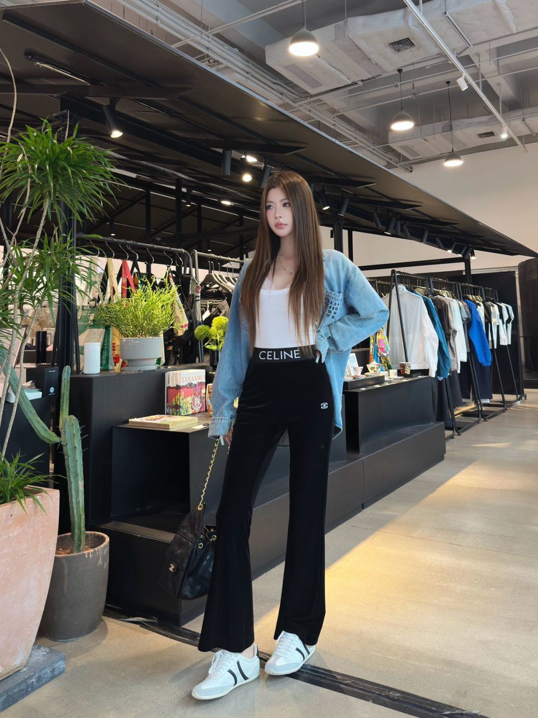 Celi 26fw flared velvet pants