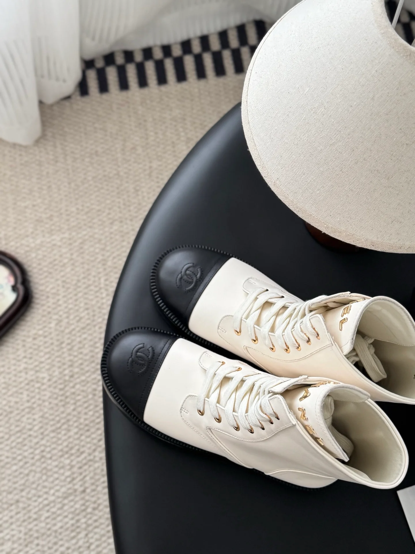 Chan 25fw ankle boots