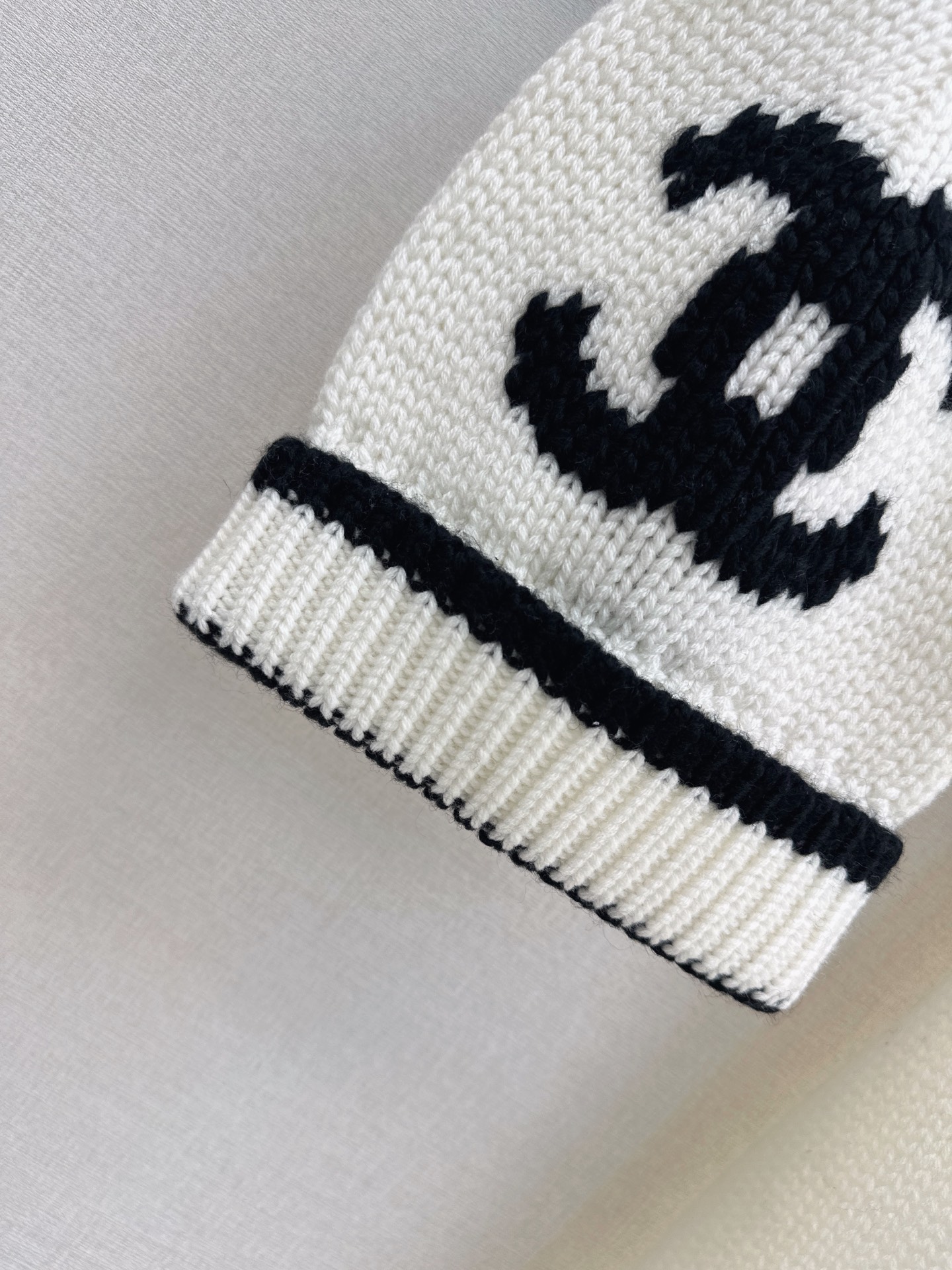 Chan 26fw cashmere hat