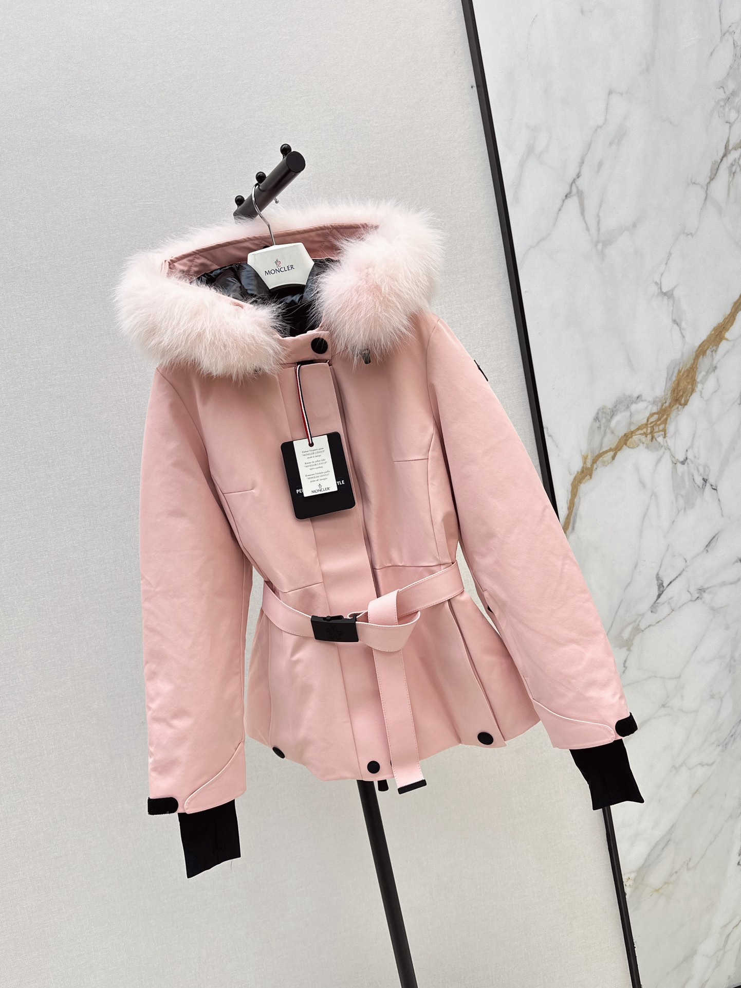 Monc 26fw hooded ski down jacket