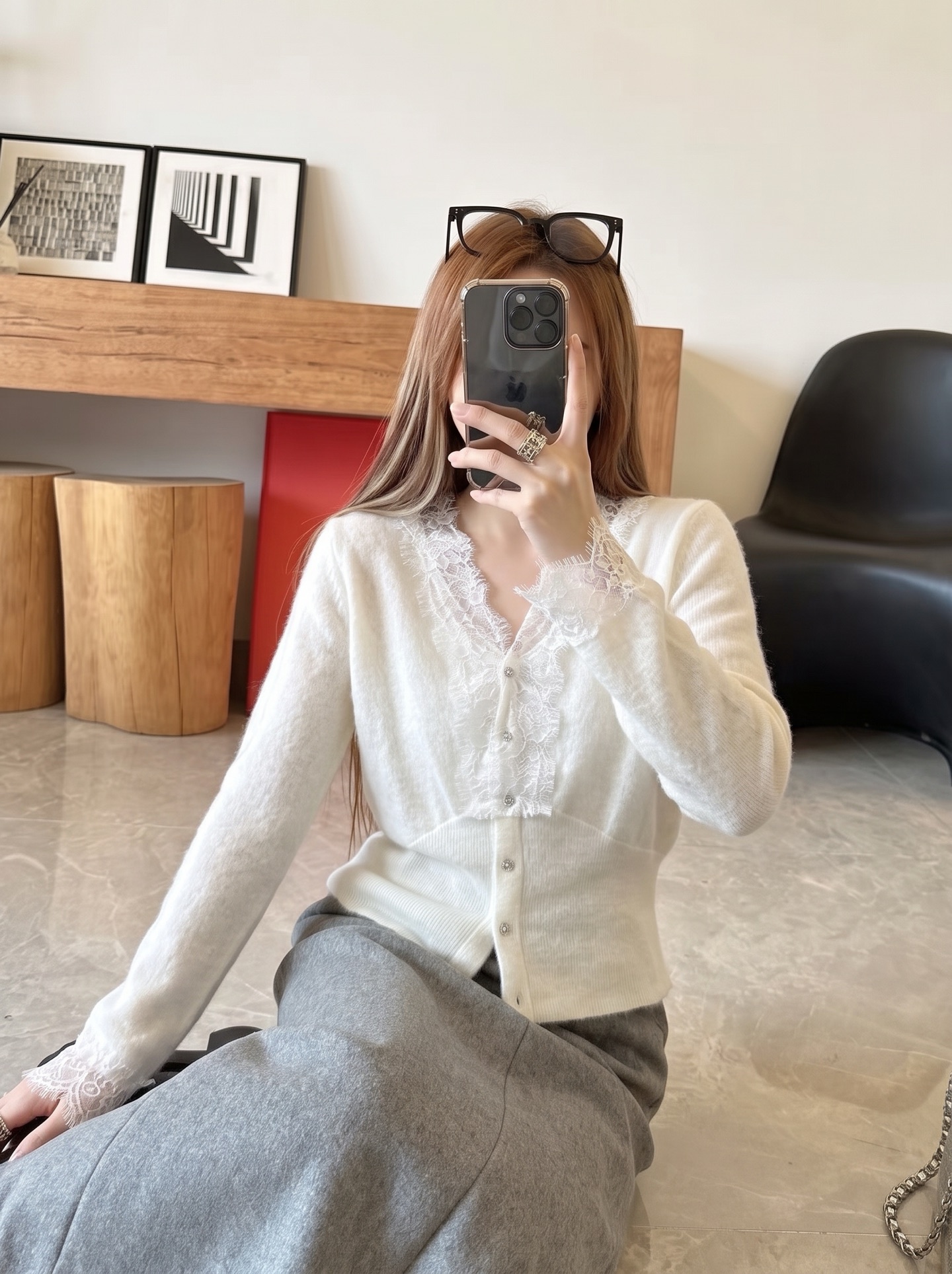 ES 26fw lace contract knit sweater