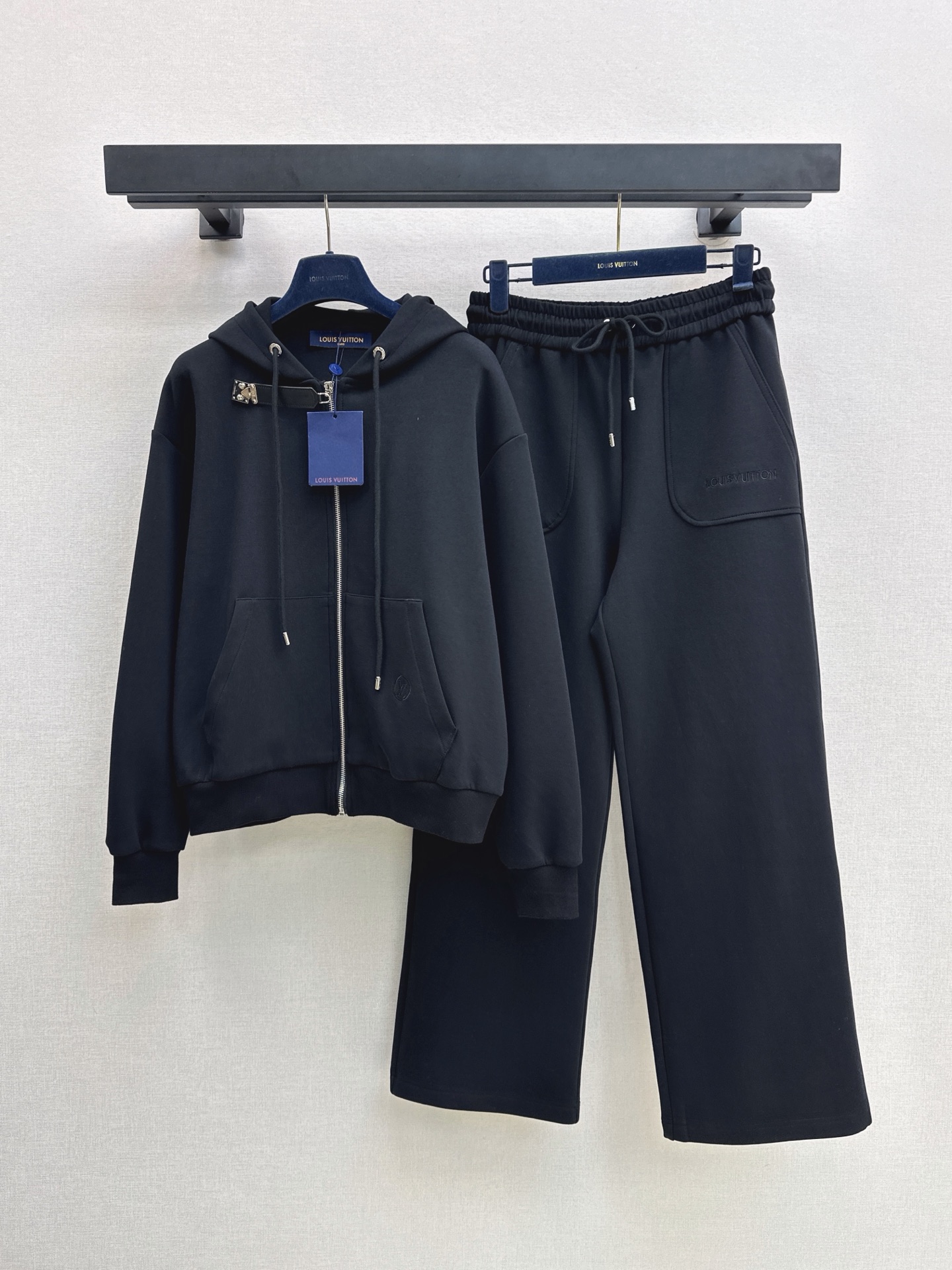 Loui 26fw hooded jacket pants sets