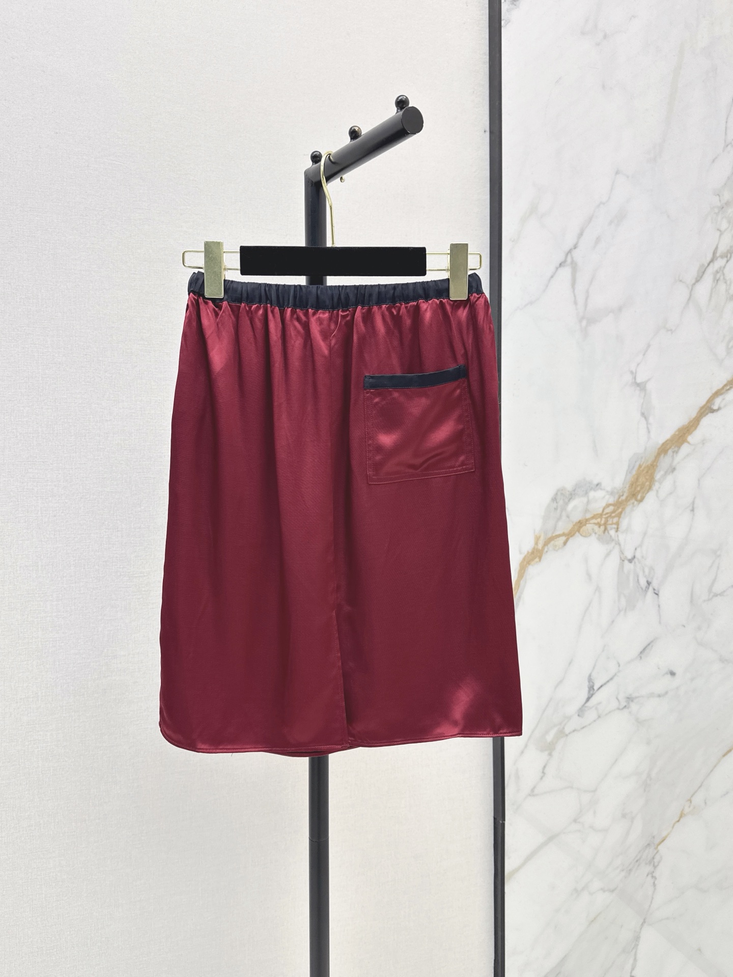 Chan 26fw silk skirt