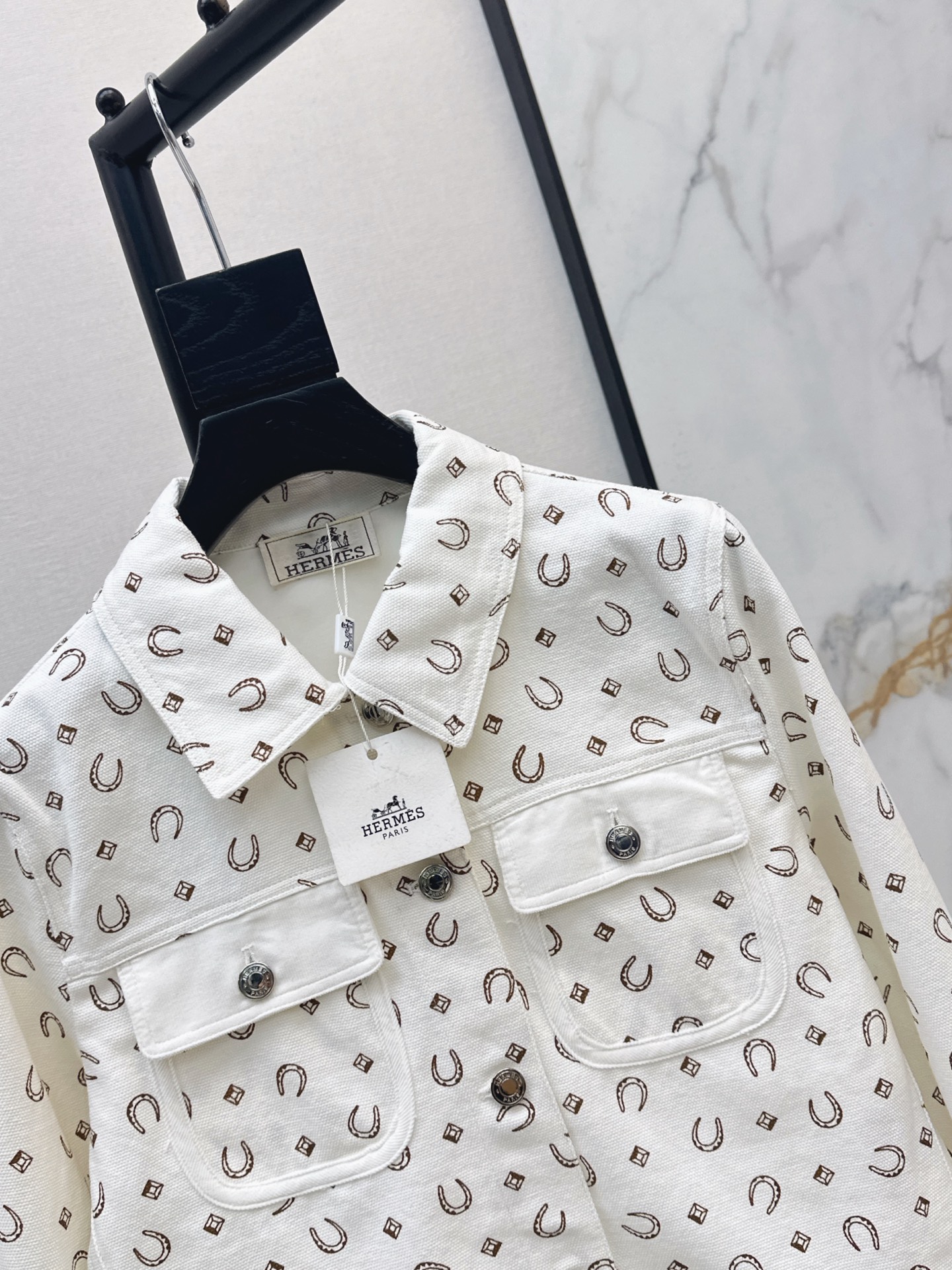 Her 26fw print jacket
