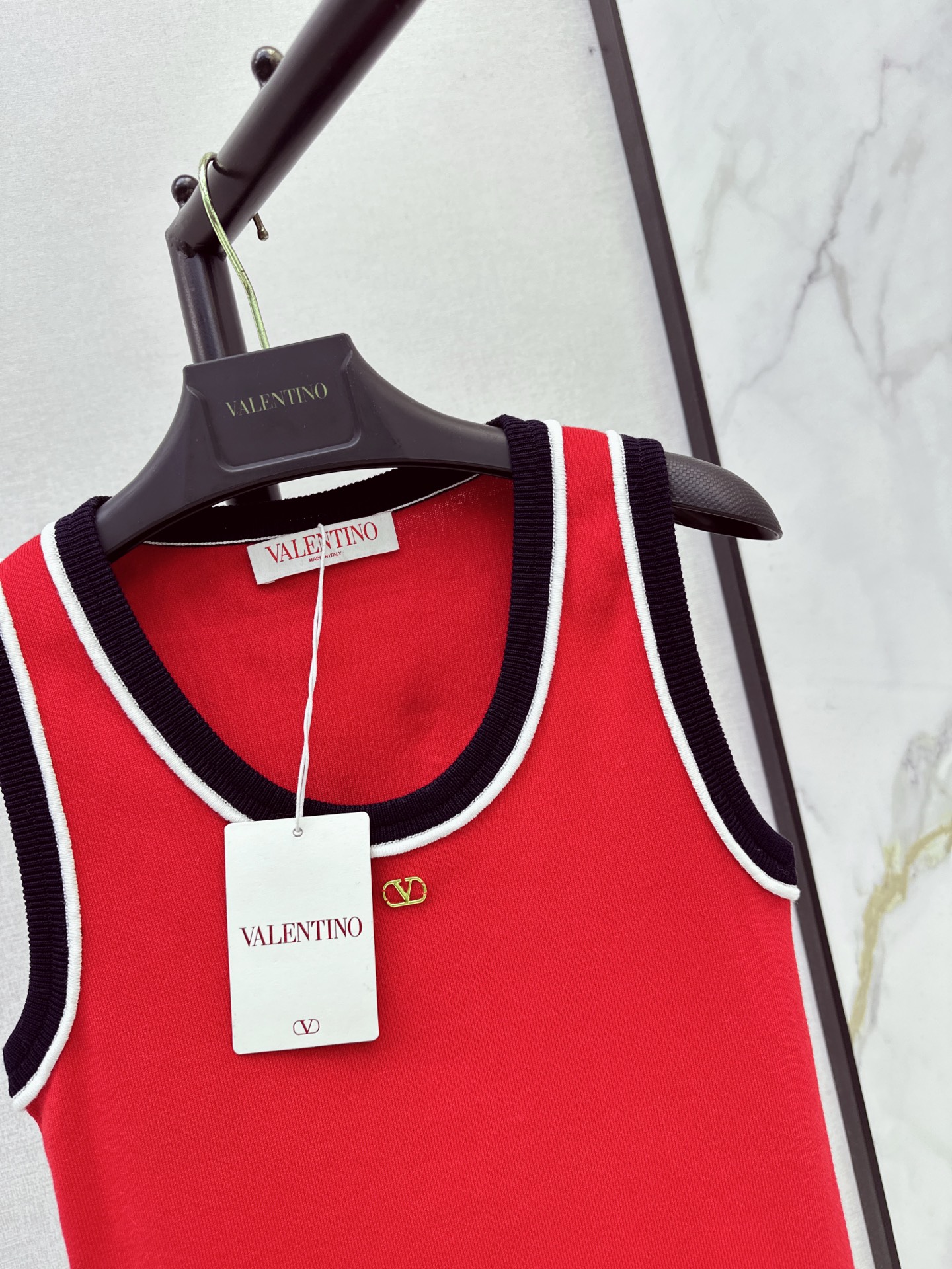 Valen 26fw knit vest