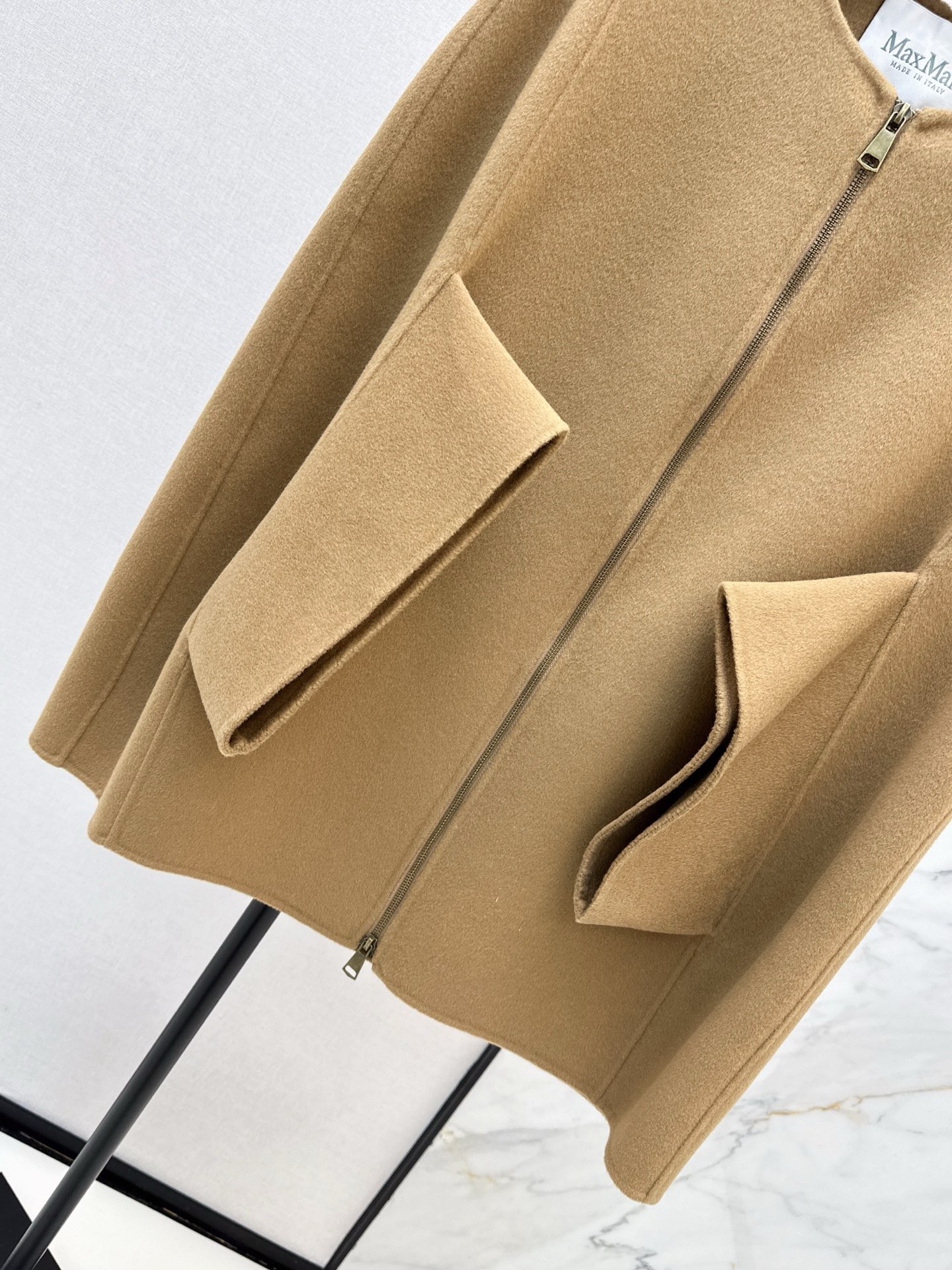 Max 26fw dolman sleeve overcoats