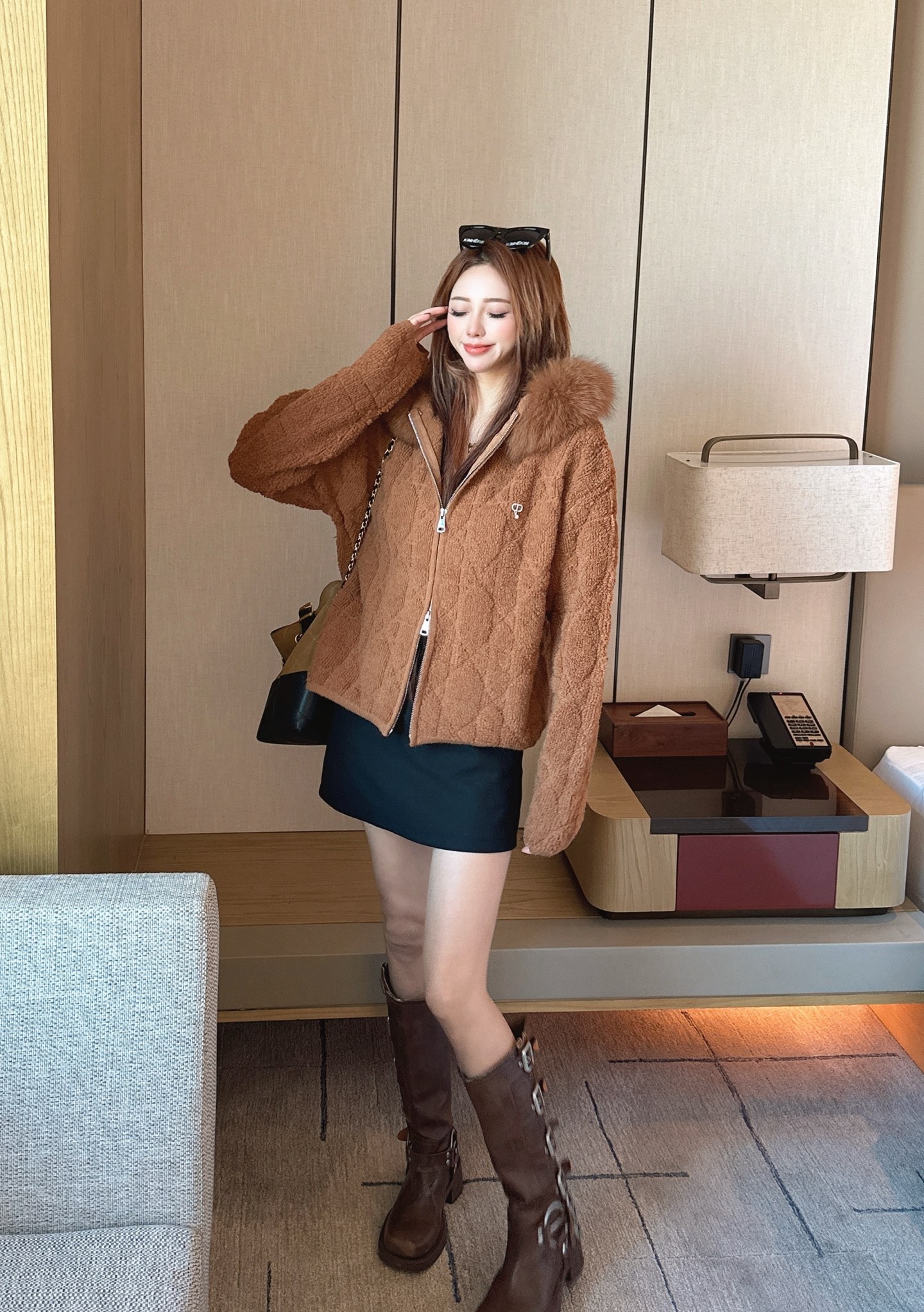 CD 26fw fur-trim hooded jacket