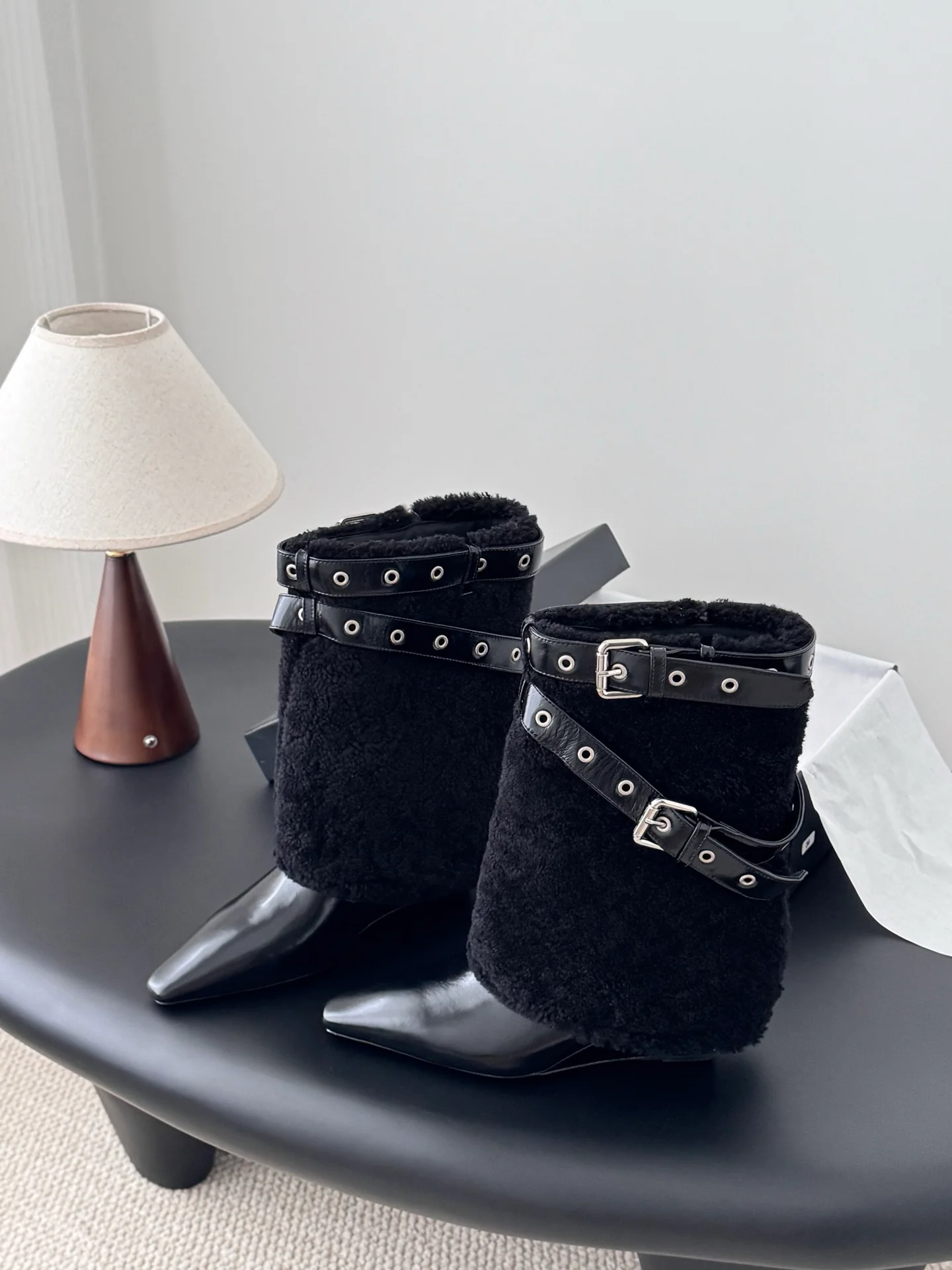 Chan 25fw boots