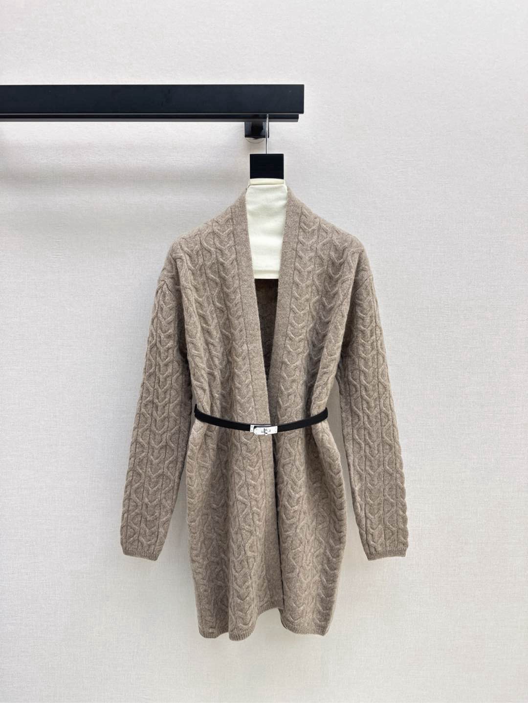 Her 26fw belted cardigan