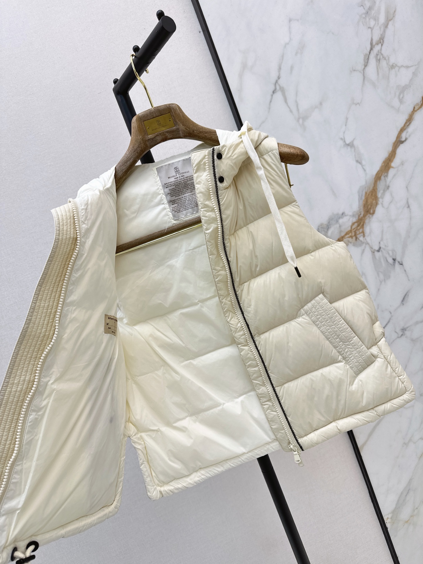 Brun 26fw hooded down vest