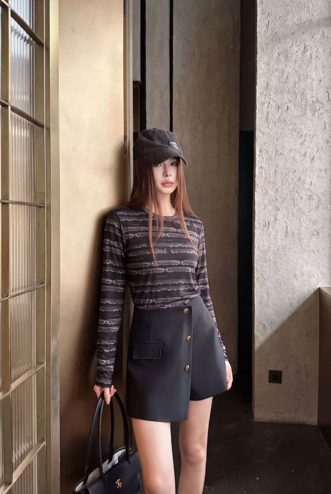 Loui 26fw mesh basic tee