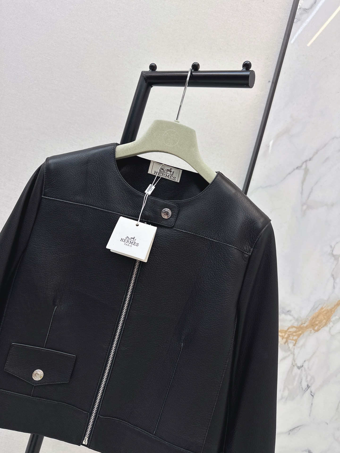 Her 26fw leather jacket