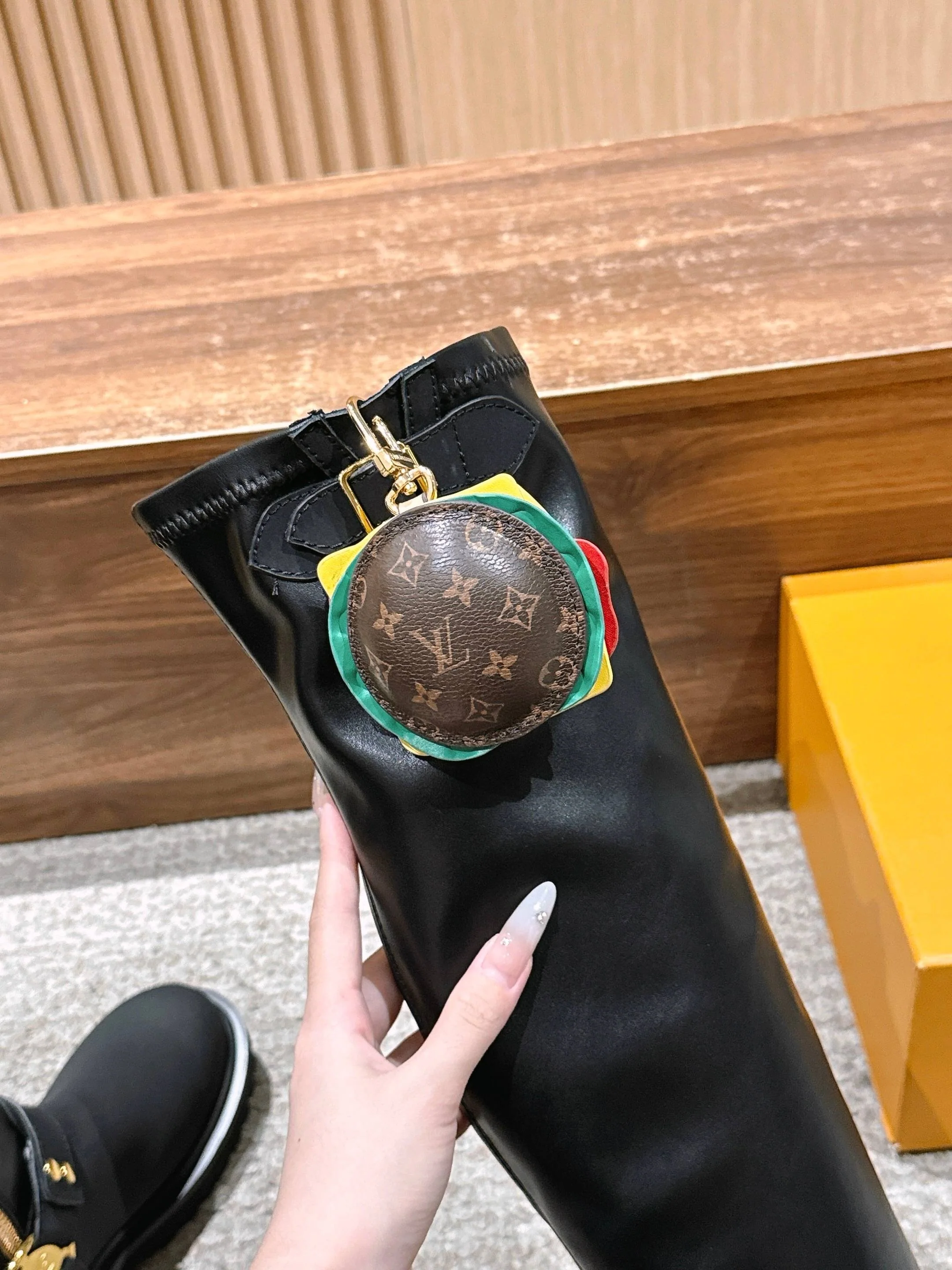 Loui 25fw boots