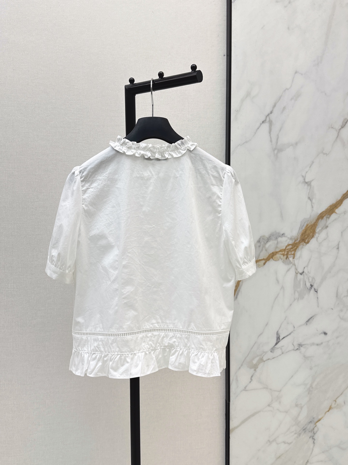 CD 26ss ruffle trim shirt