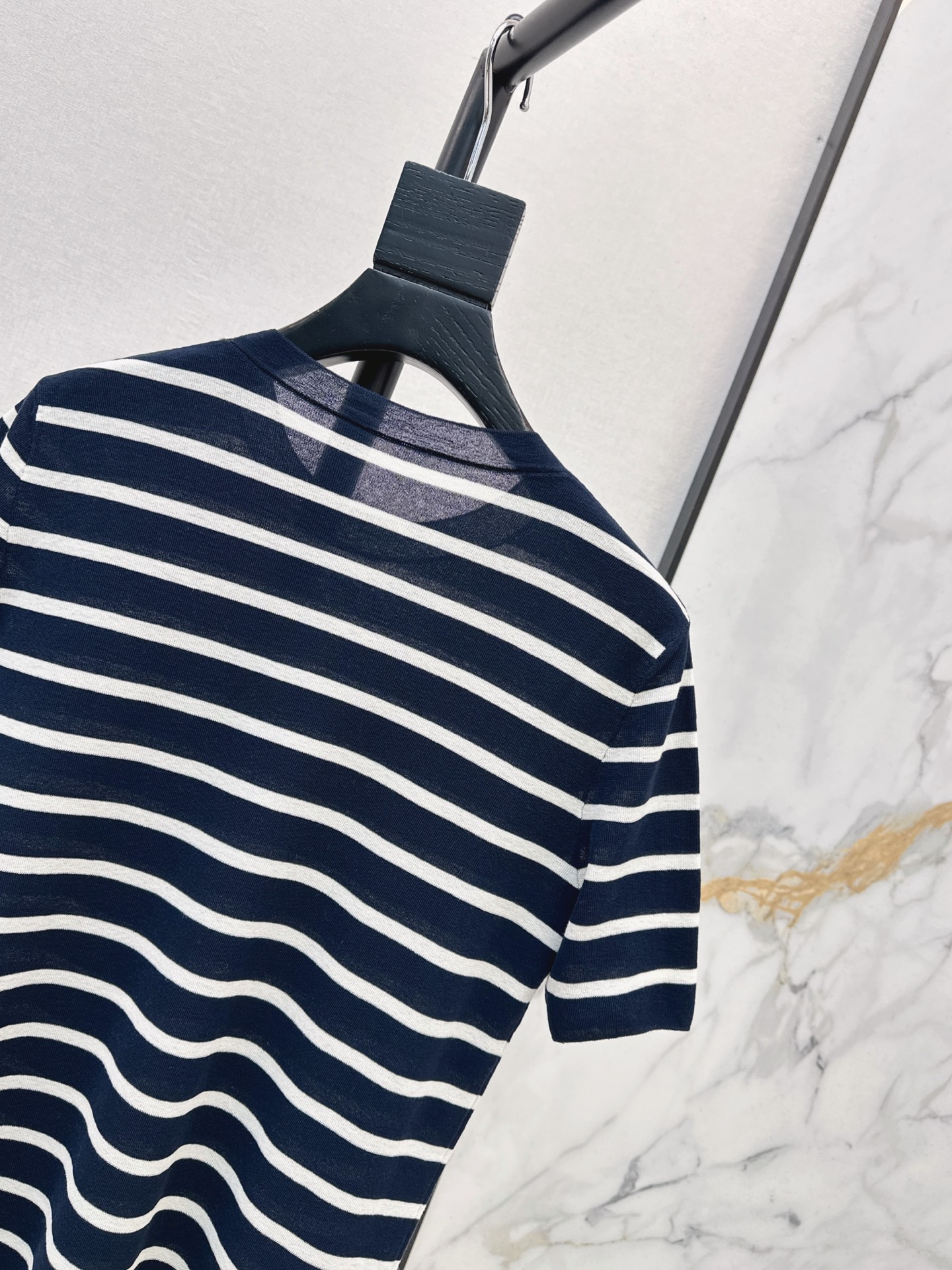 Fen 26fw stripe knit top