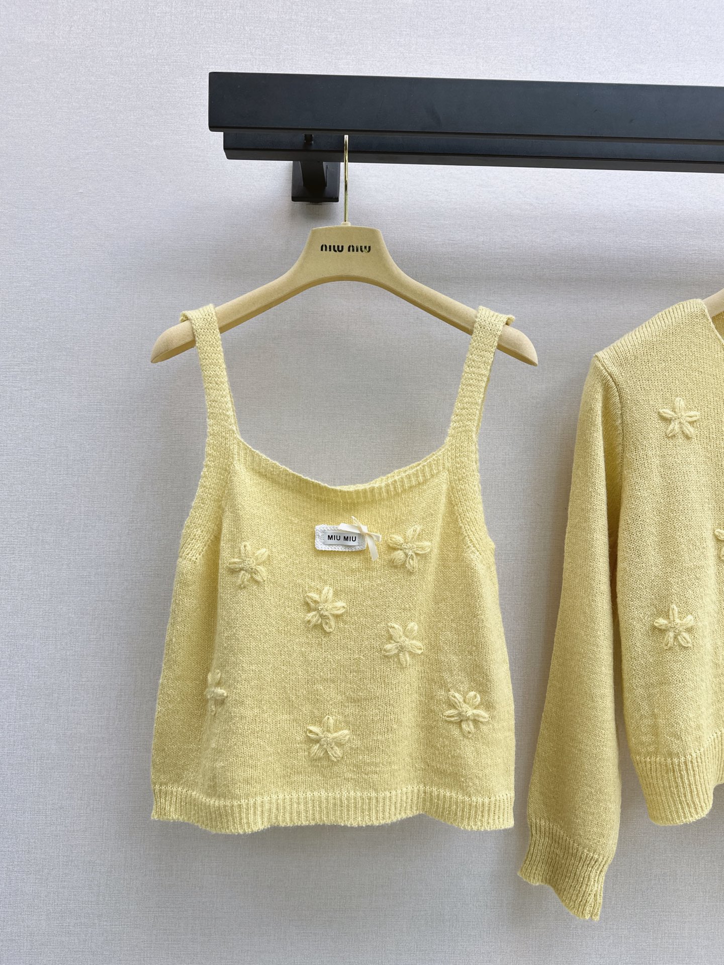 Miu 26fw knit camisole cardigan sets
