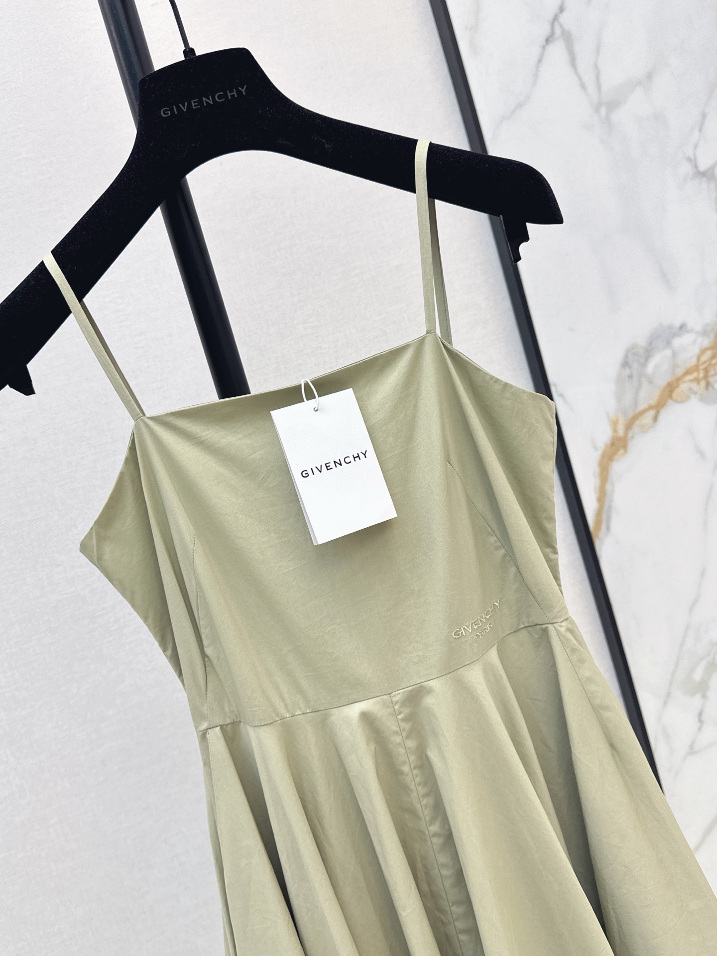 Giv 26ss slip dress