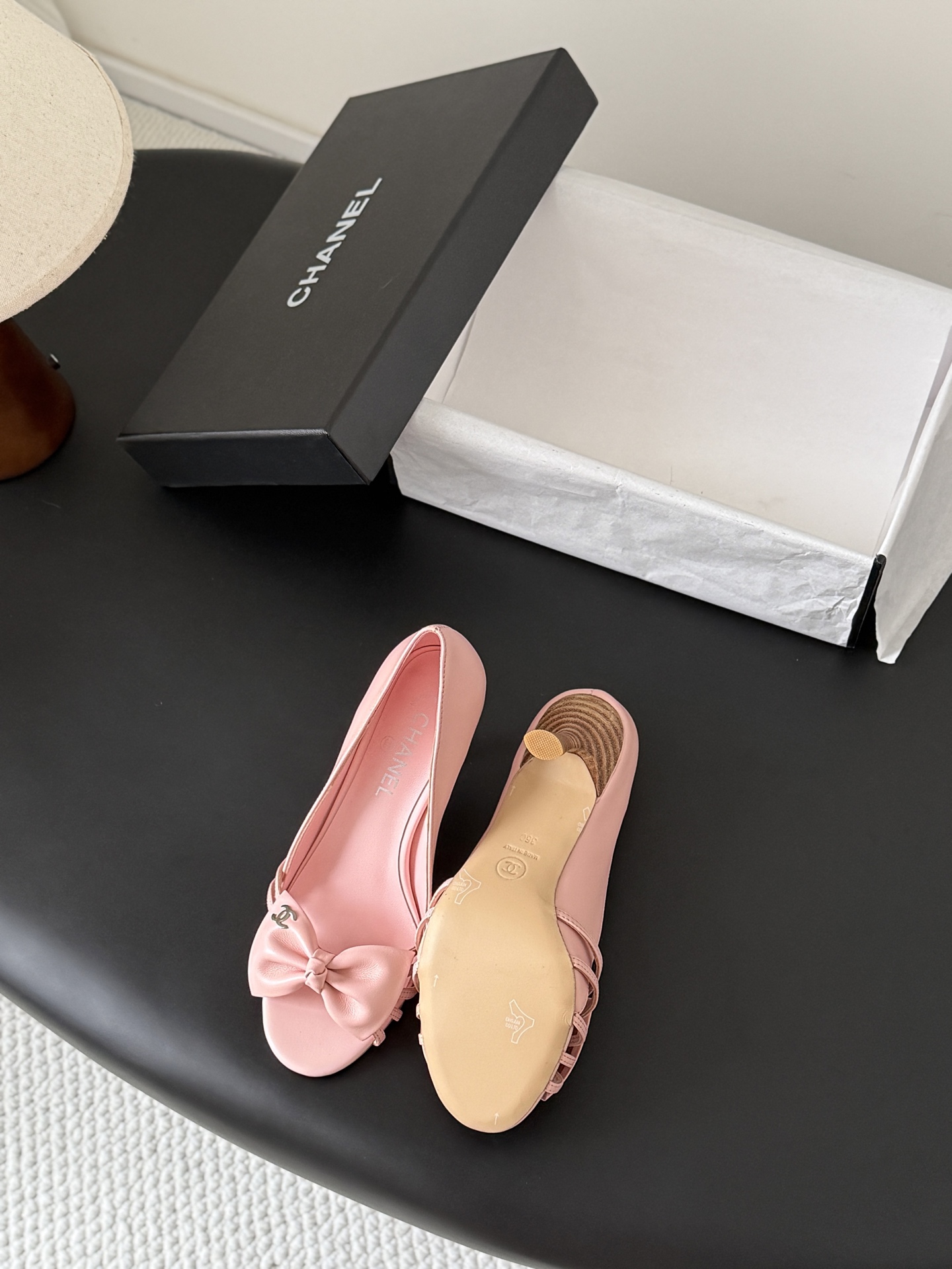 Chan 26ss peep toe heels